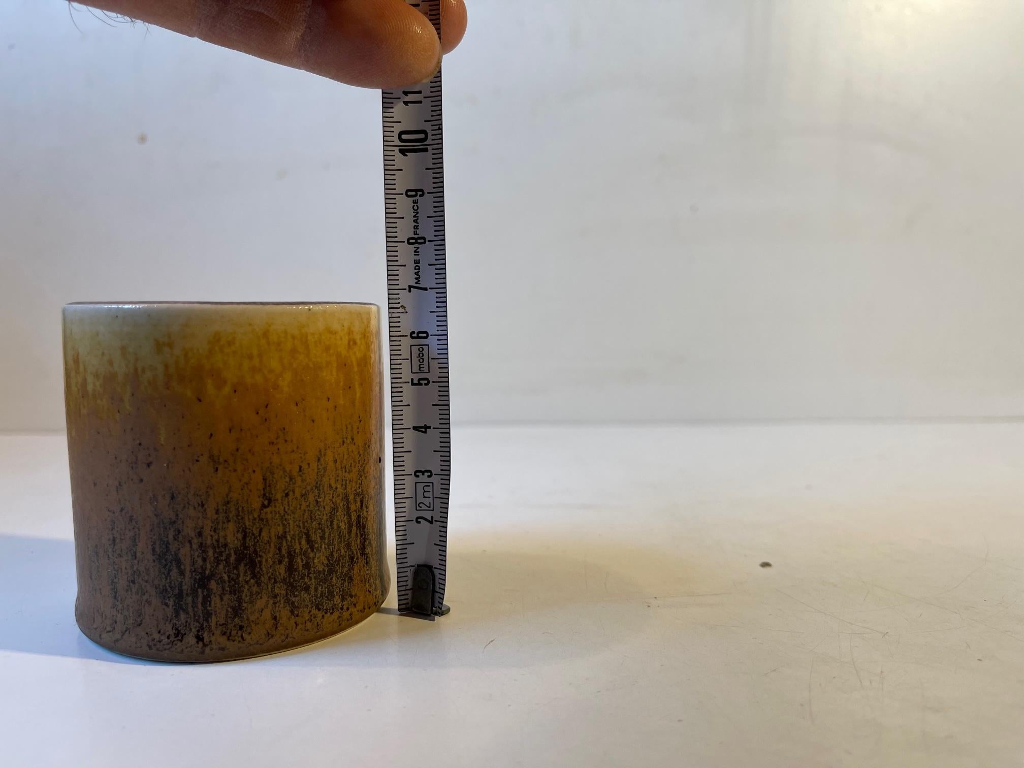 Metà XX secolo Eva Staehr Nielsen Vaso in gres smaltato per Saxbo, anni '50 in vendita