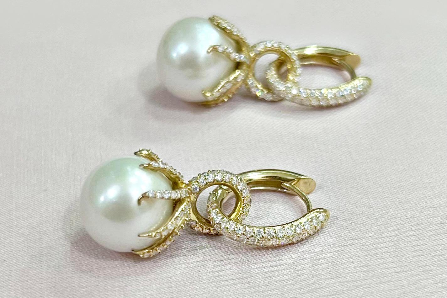 Eva Stones 1.6 carat diamond octopus dangle drop convertible gold earring hoops In New Condition For Sale In T'bilisi, GE