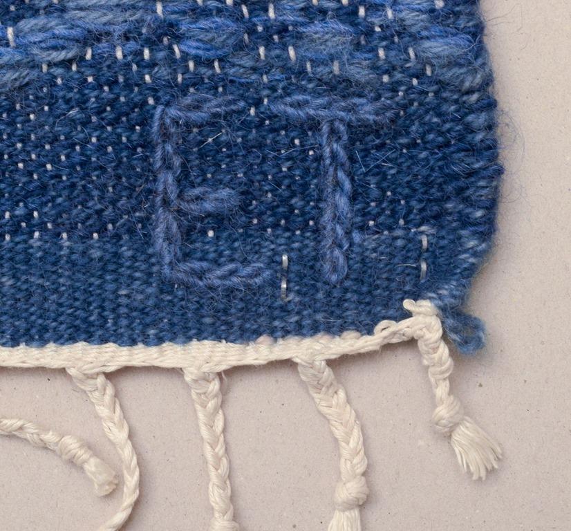 Laine Eva Tunåker pour Kjoltygens Vävatelje, Solna, Suède. Grand tapis en laine tissé à la main en vente