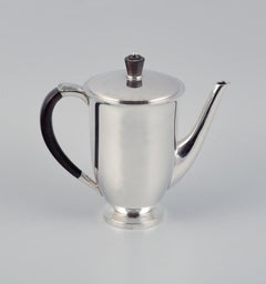 Evald Nielsen, cafetière en argent danois 830 et ébène. 1938.