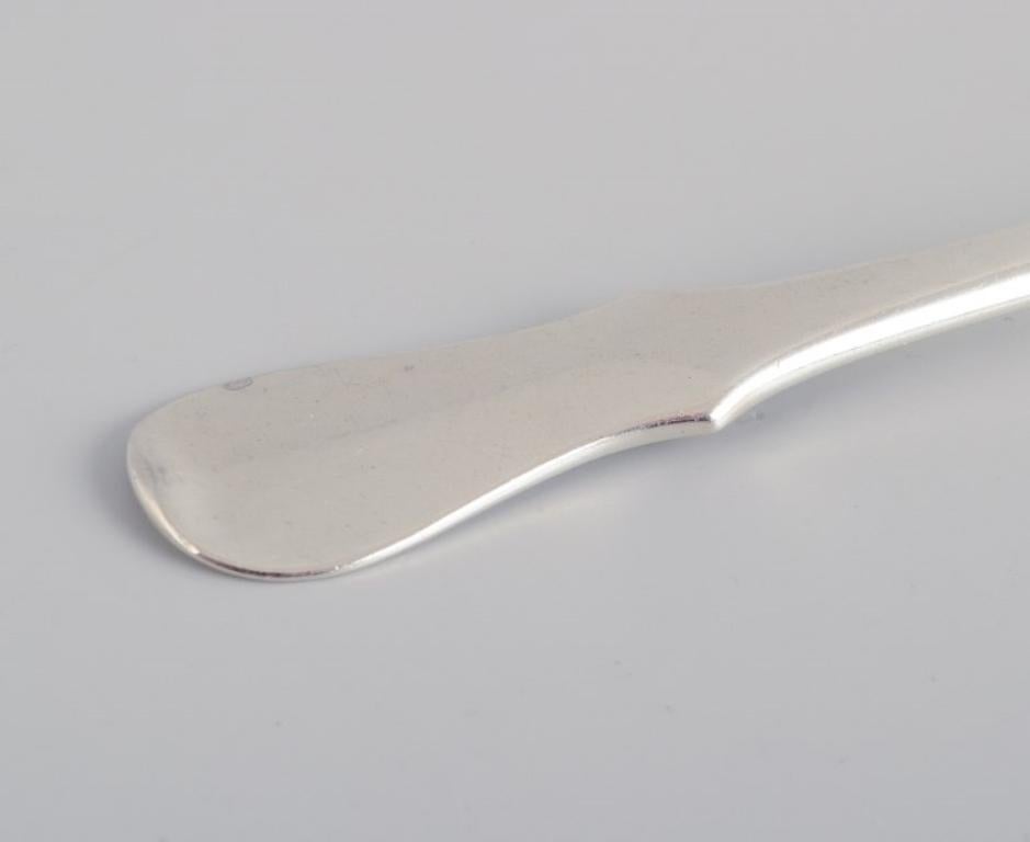 Evald Nielsen, Danish Silversmith, Two Hammered Sugar Spoons in 830 Silver For Sale 1