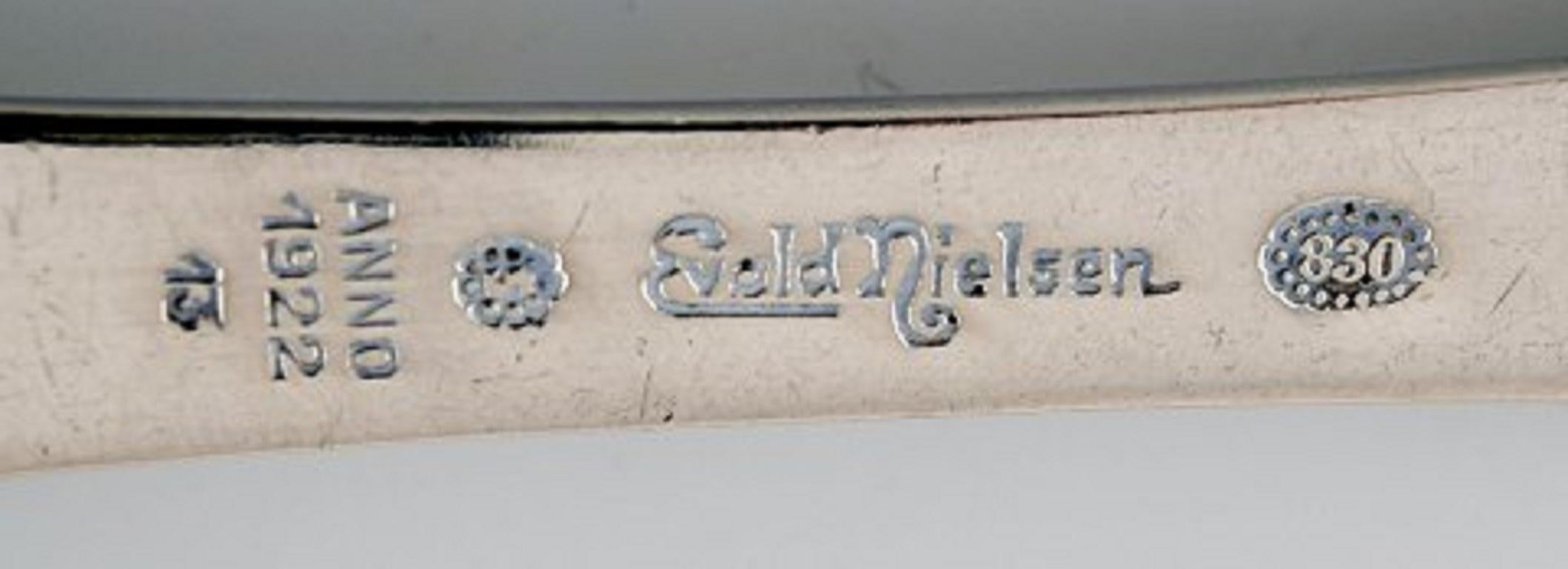 Danish Evald Nielsen Number 13 Serving Spade in Hammered All Silver 830, Dated 1922 For Sale