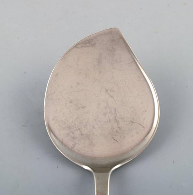 Scandinavian Modern Evald Nielsen Number 32 Serving Spade in All Silver For Sale