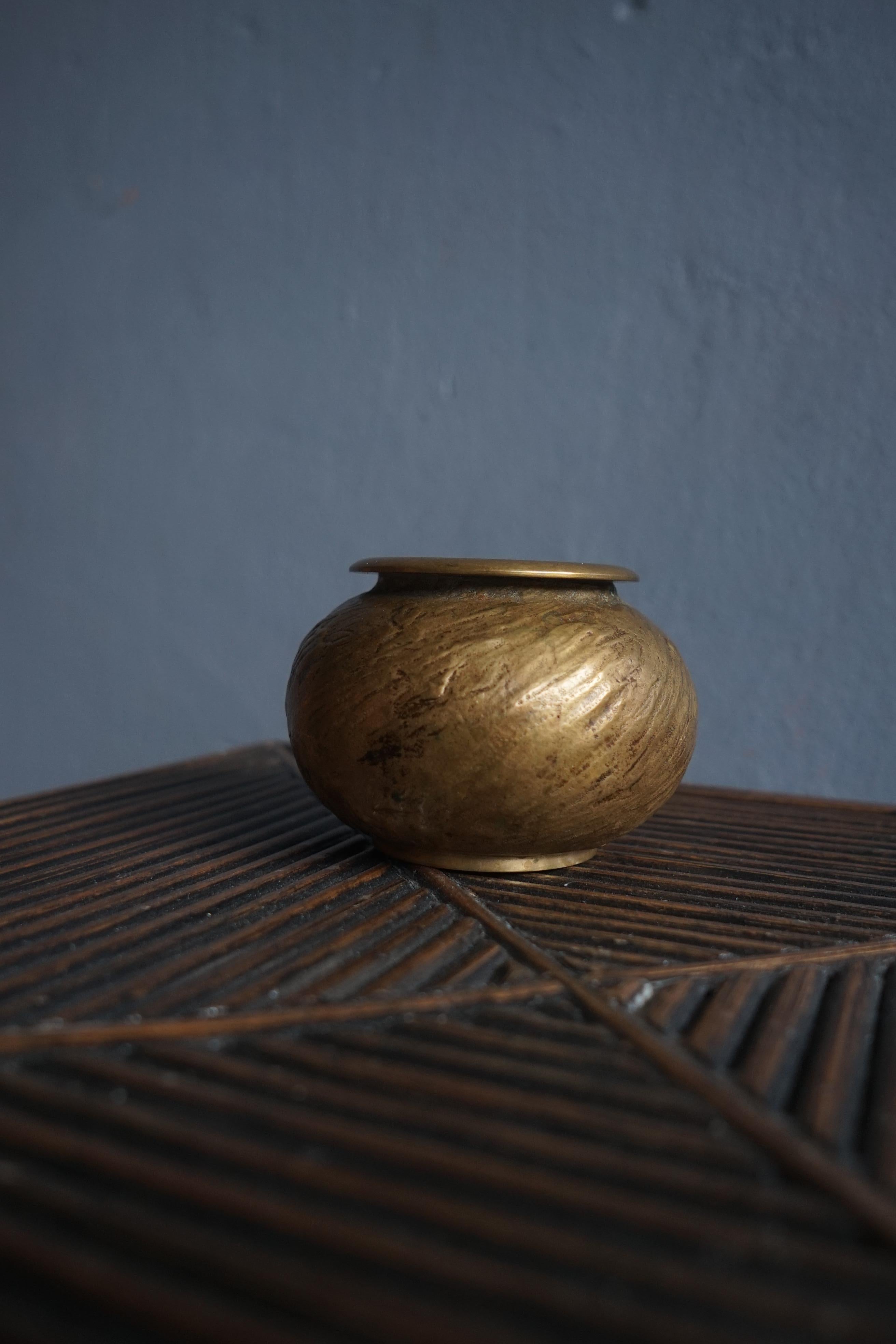 Milieu du XXe siècle Vase en bronze Evan Jensen, Danemark, années 1930  en vente