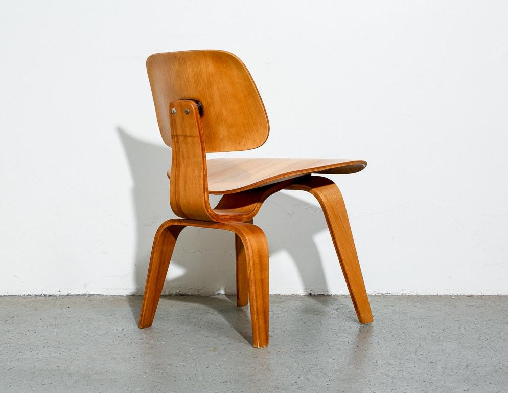 Mid-20th Century Evans Production Eames DCW in Birch, 'A'