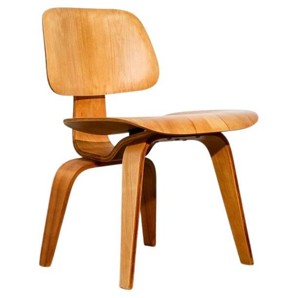 Evans Production Eames DCW in Birch, 'A'