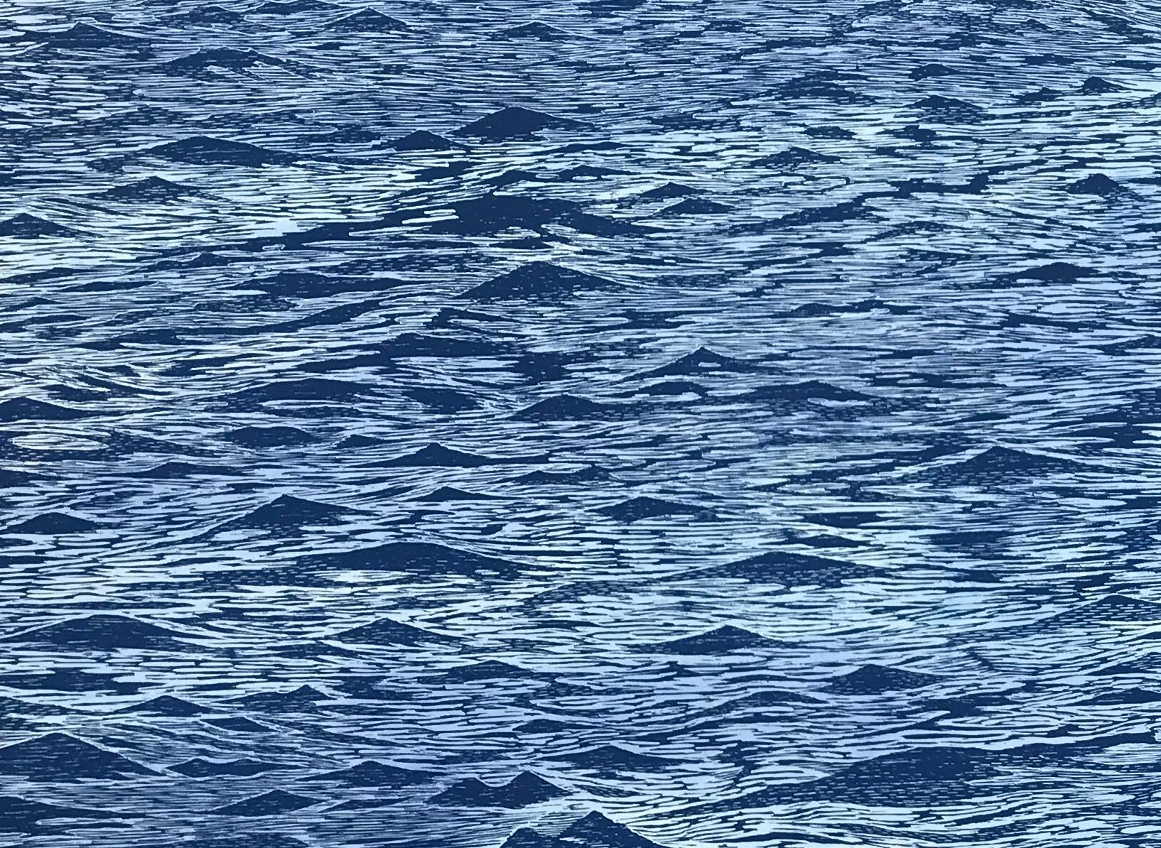 Diptyque de paysage marin 23, grande gravure horizontale sur bois bleue représentant de l'eau et des vagues océaniques - Bleu Landscape Print par Eve Stockton