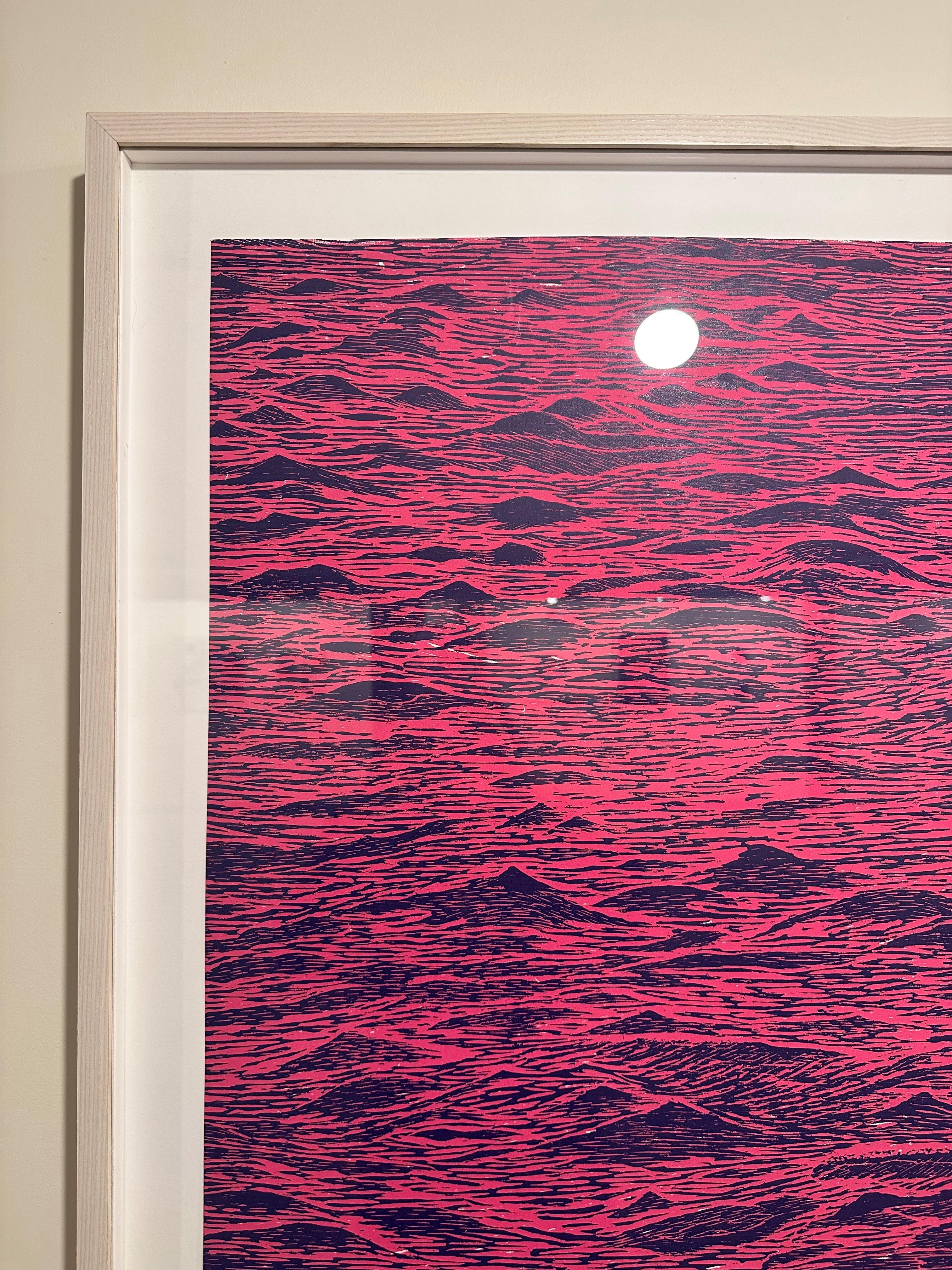 Impression sur bois Seascape Five, rose vif, bleu cobalt foncé, vagues océaniques - Contemporain Print par Eve Stockton