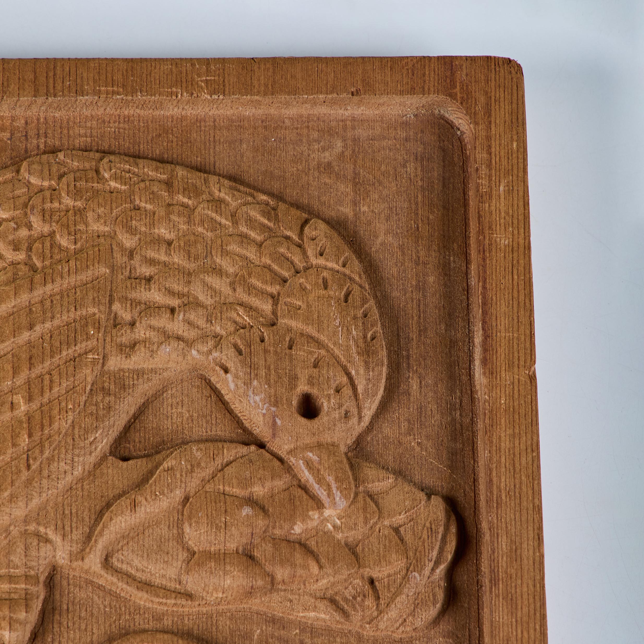 Evelyn Ackerman Bird Wood Carved Panel Moderno de mediados de siglo en venta