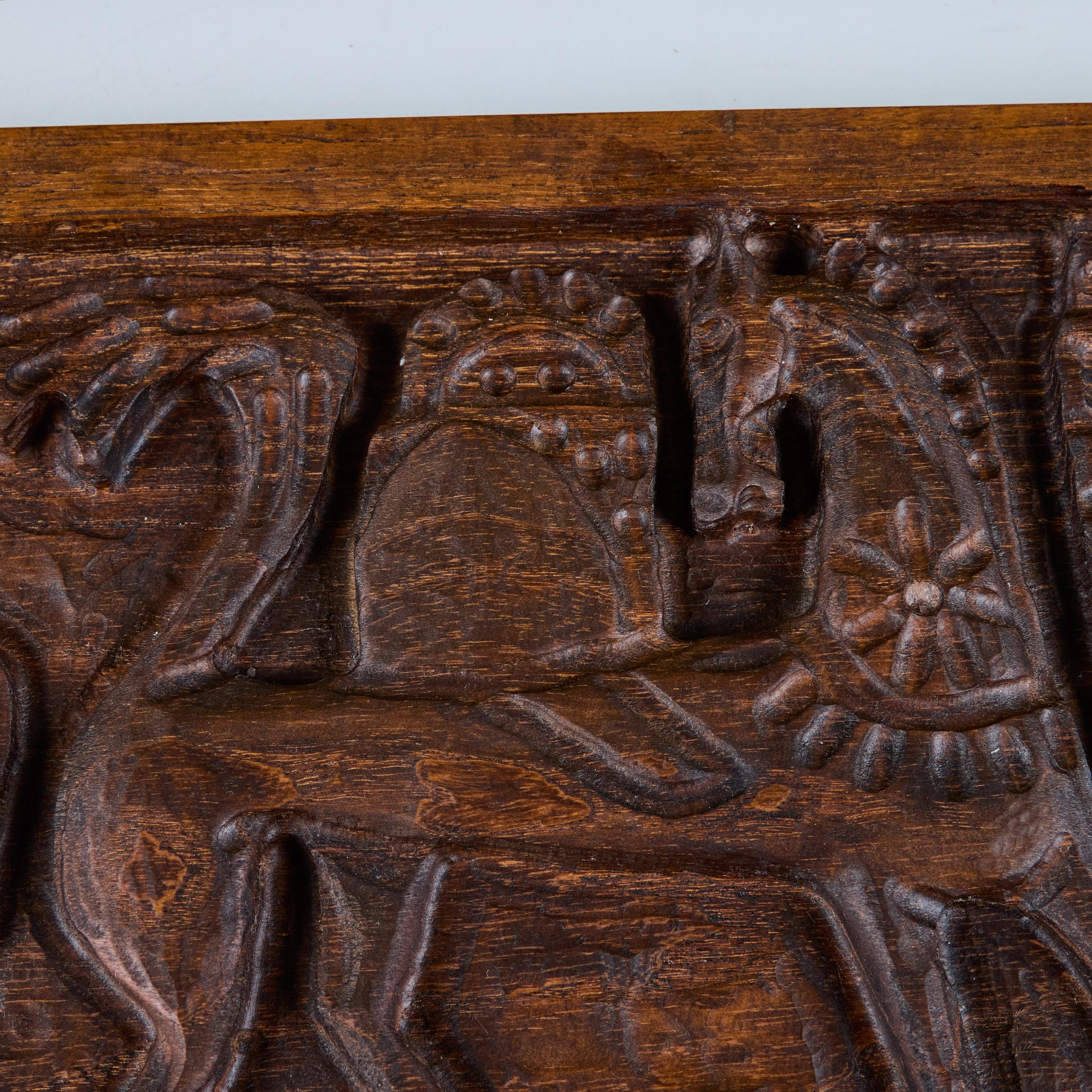 Panel tallado en madera 