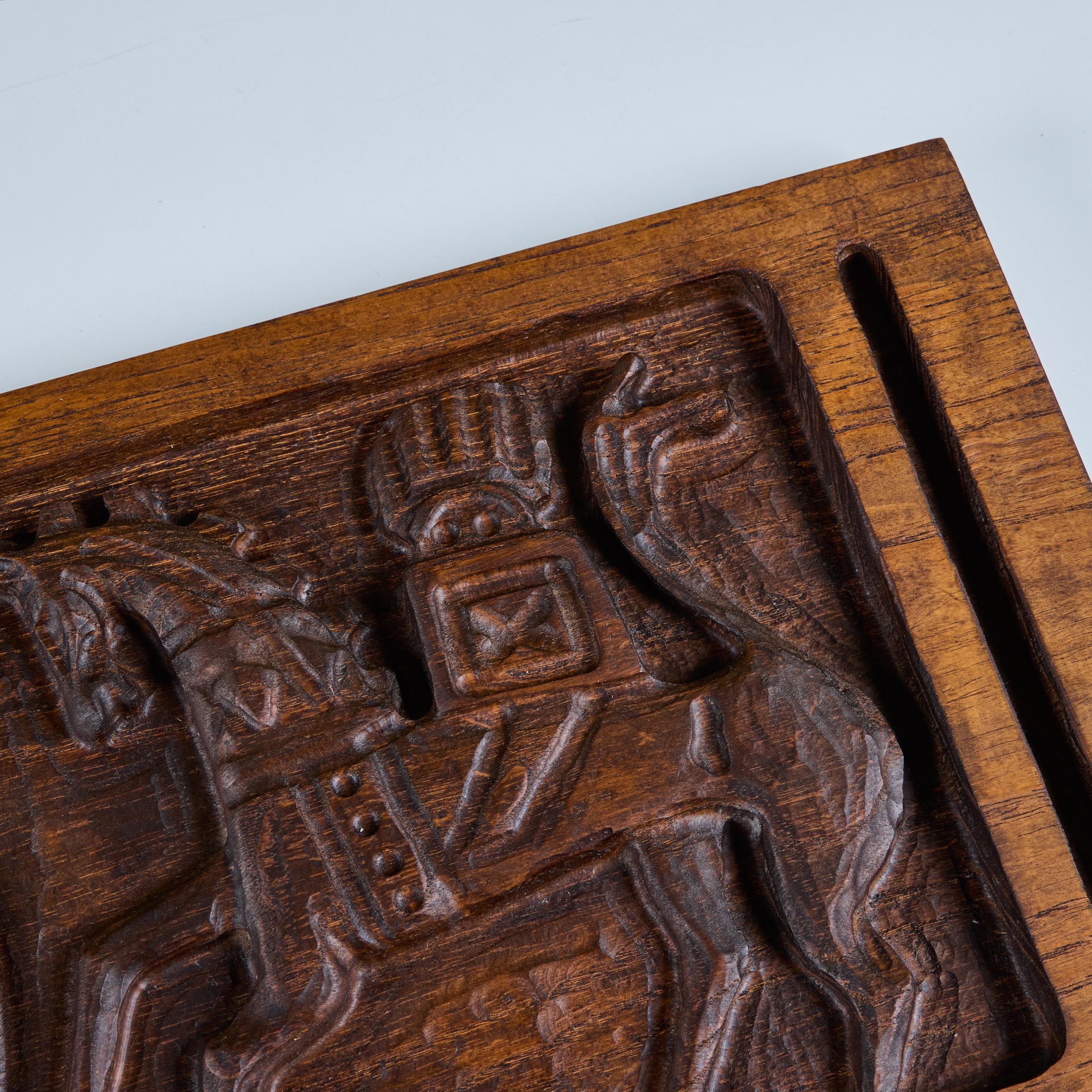 Panel tallado en madera 