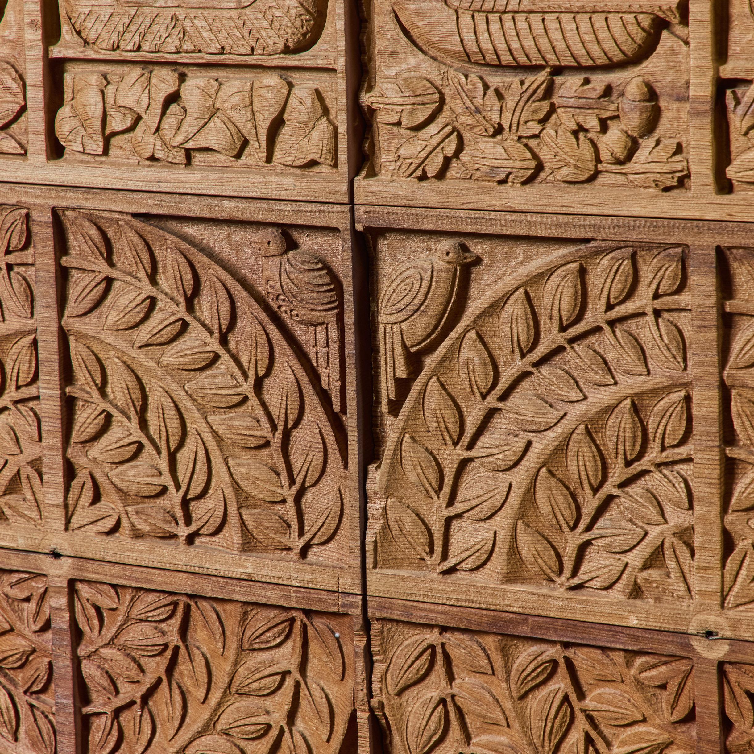 Panel tallado en madera a gran escala de Evelyn Ackerman para Era Industries en venta 5
