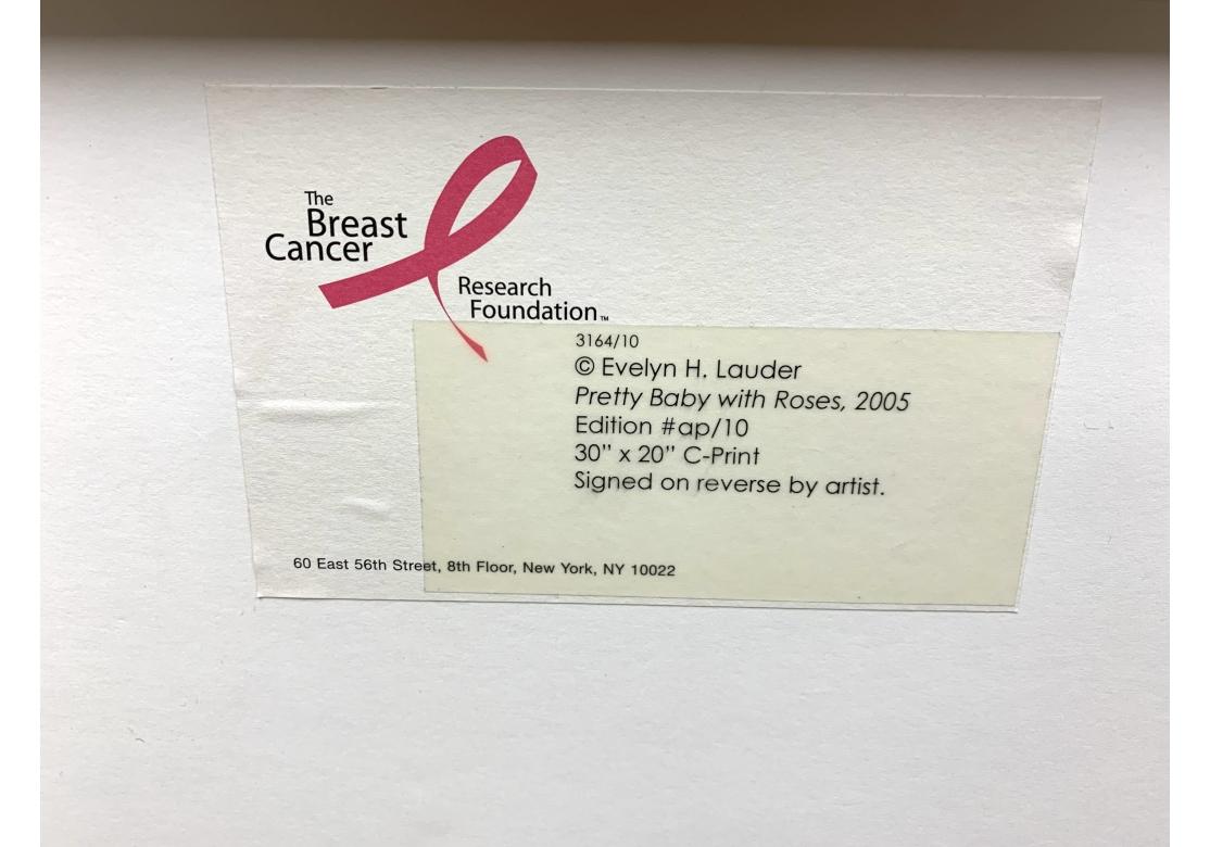 Evelyn H. Lauder Fotodruck „Pretty Baby With Roses“ 2005, A/P im Angebot 3