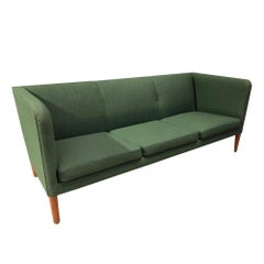Abendarm-Sofa von Hans J. Wegner für J. Hansen / A.P. Gestohlen, 1953