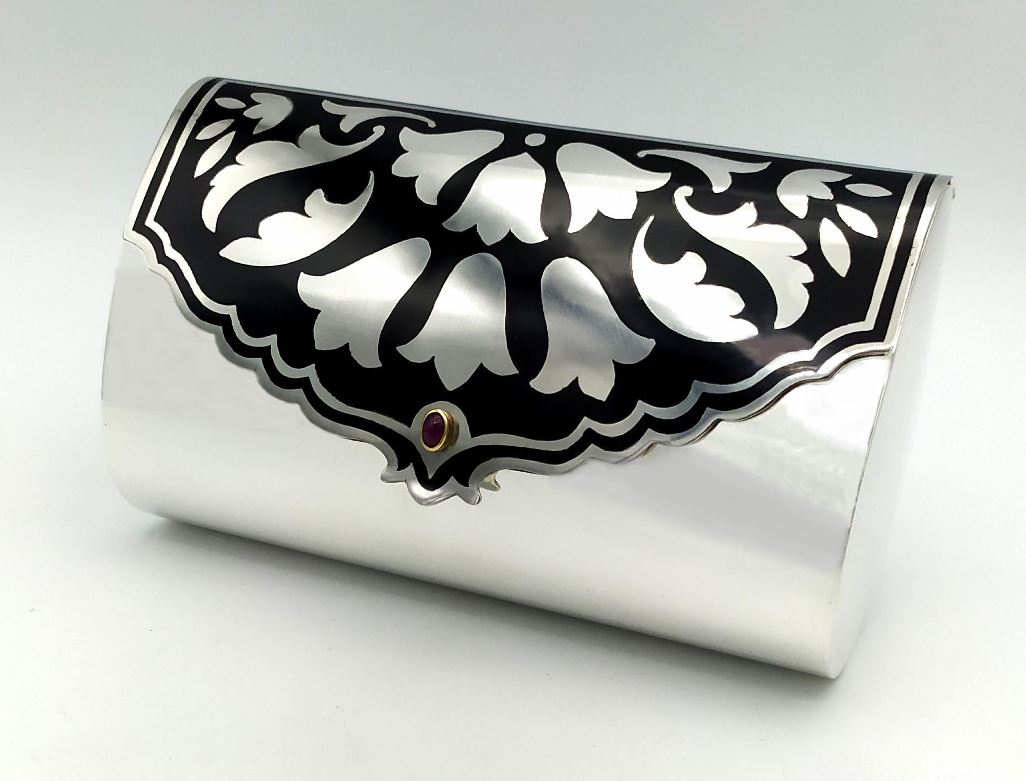 Bolso de noche fabricado para la Maison Cartier de Nueva York en la década de 1970 Salimbeni Plata esterlina en venta