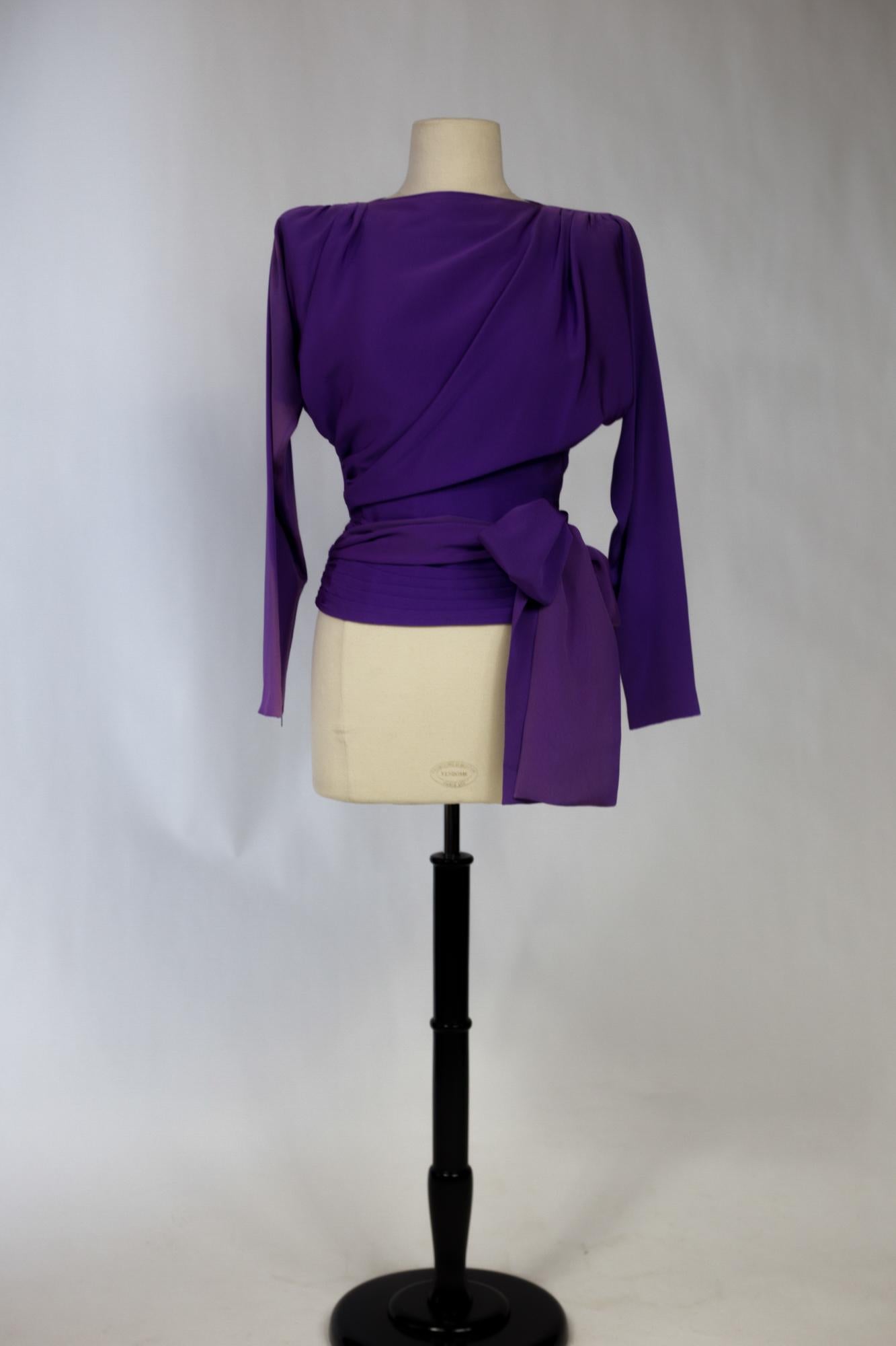 Evening Blouse In Purple Silk Ottoman Yves Saint Laurent Couture Circa 1990 In Fair Condition In Toulon, FR