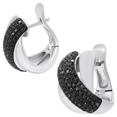 Boucles d'oreilles pour elle en or blanc, diamant noir rare et classique pour la soirée
