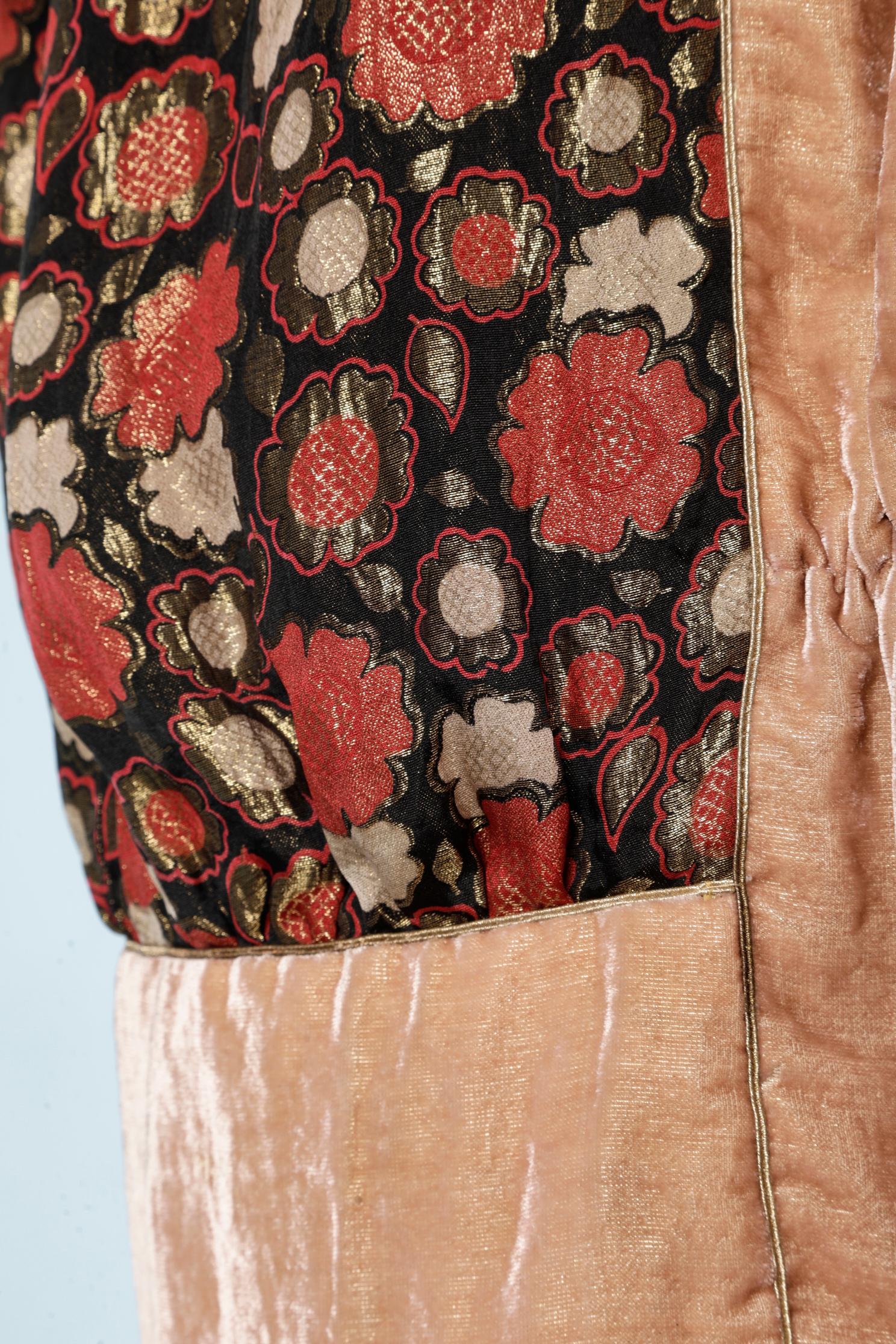 Brown Evening coat in lurex jacquard and salmon color velvet Circa 1925  For Sale