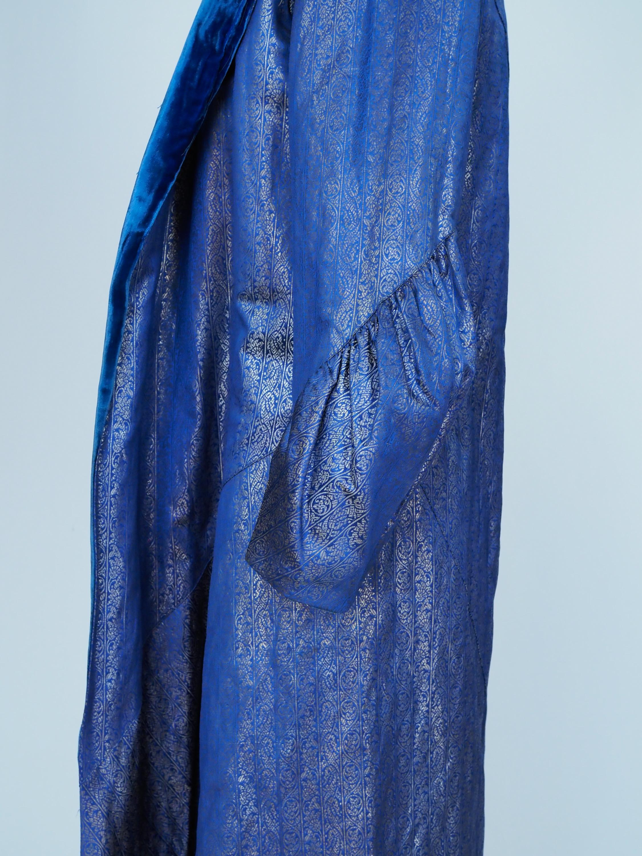 Abendlicher Couture-Mantel aus Silberlamé von Germaine Lecomte N°03871 Paris CIRCA 1930 im Angebot 9