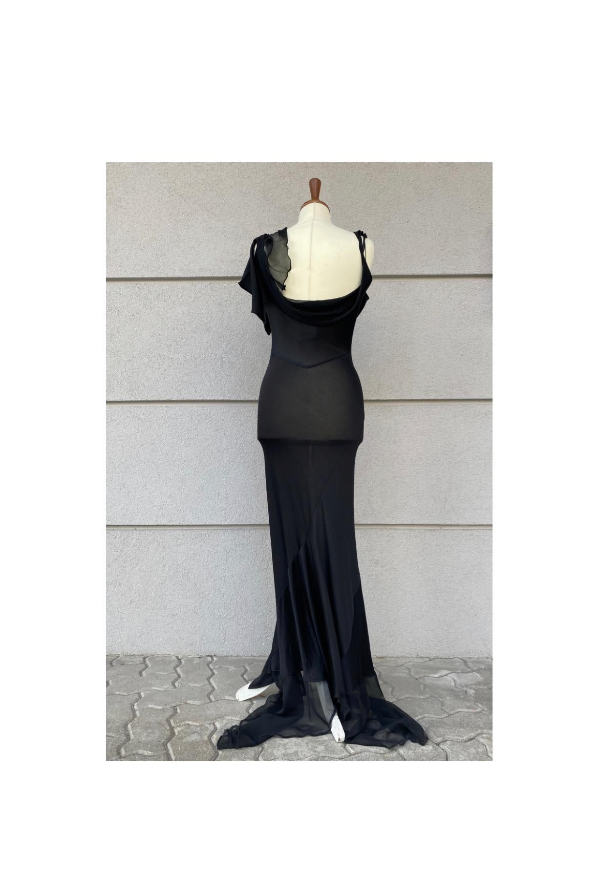 Black Robe de soirée byJohn Galliano. Défilé de mode 1994. Également exposée au Met. en vente