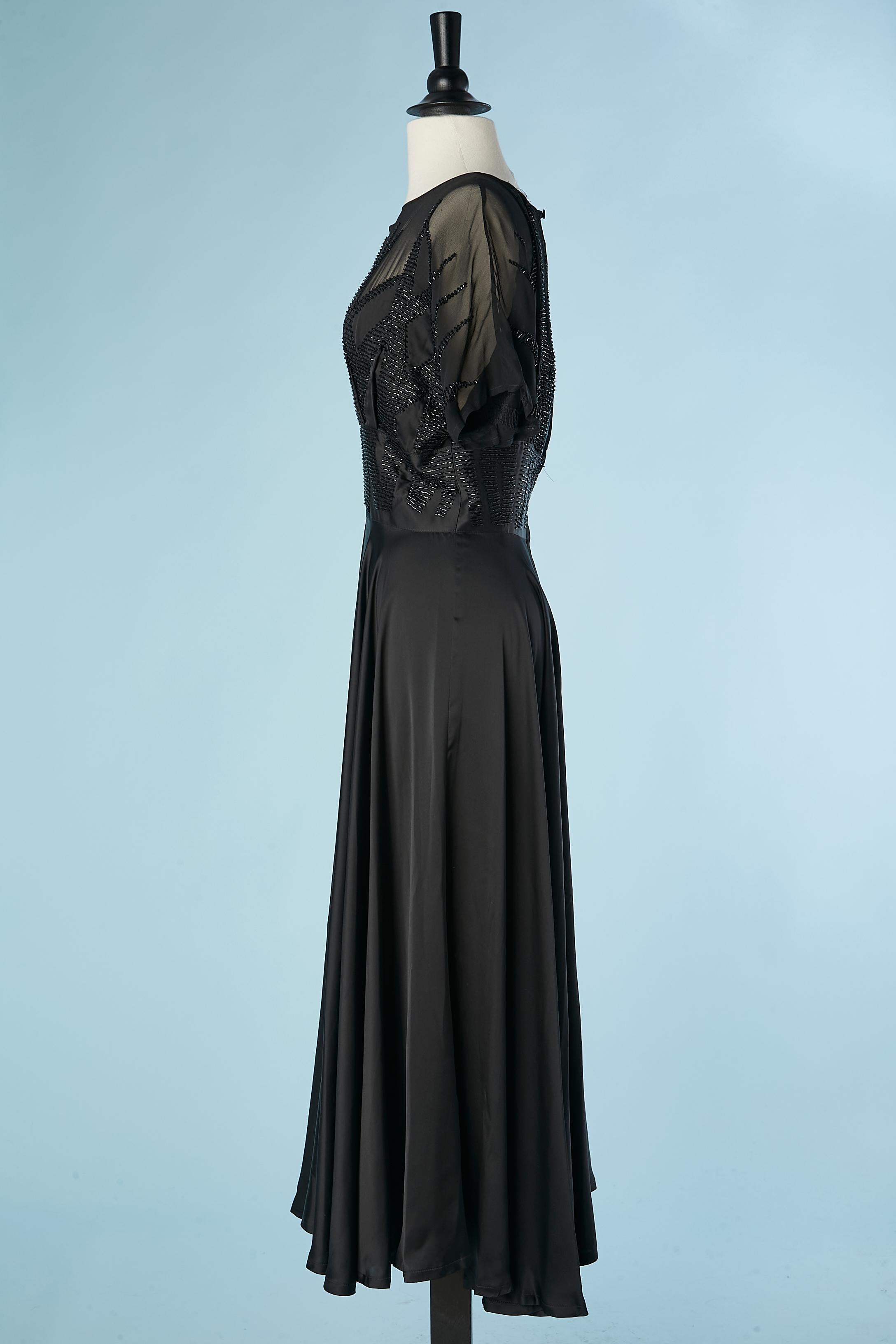 Women's Evening dress in chiffon and satin with beadwork Nancy Johnson For Sale