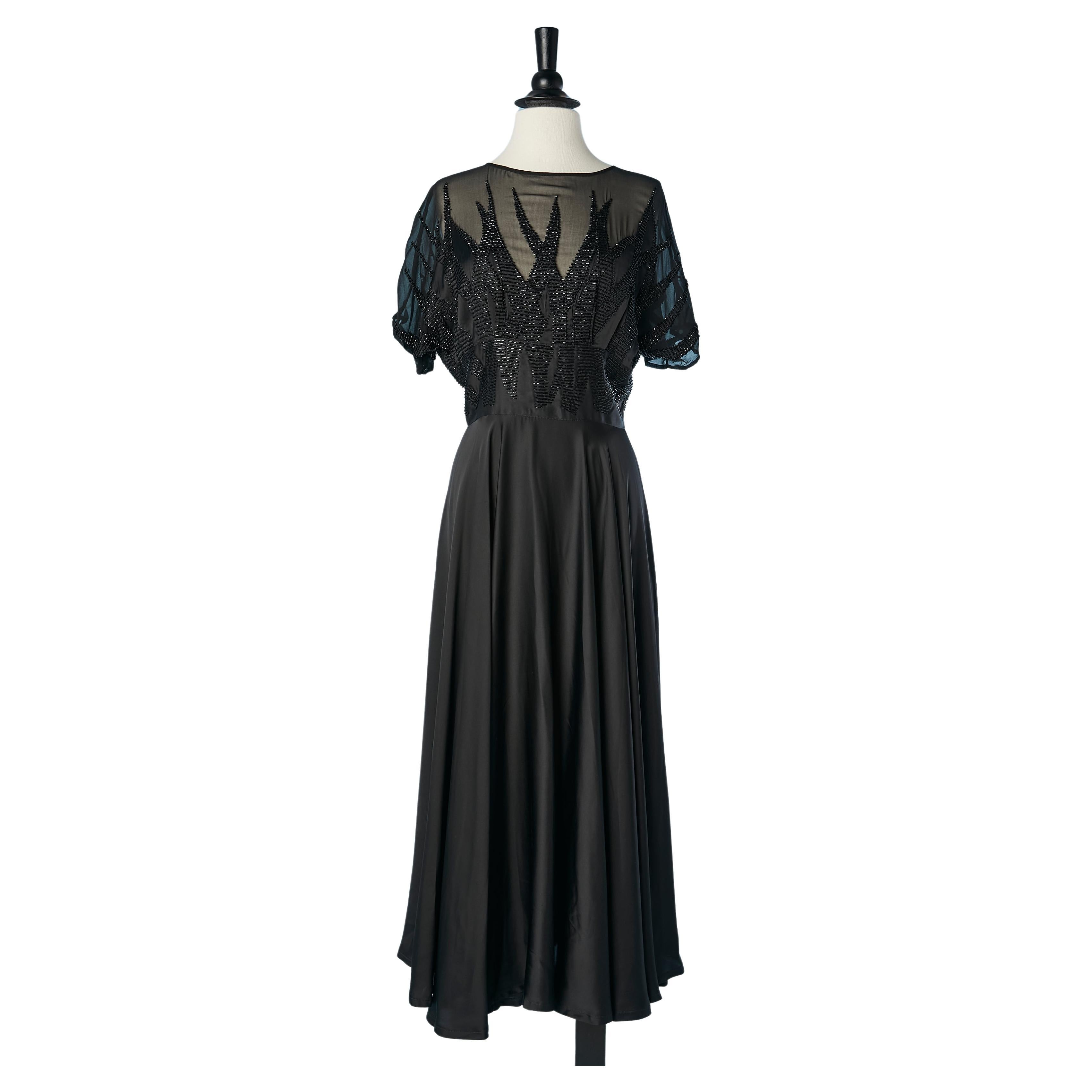 Evening dress in chiffon and satin with beadwork Nancy Johnson For Sale