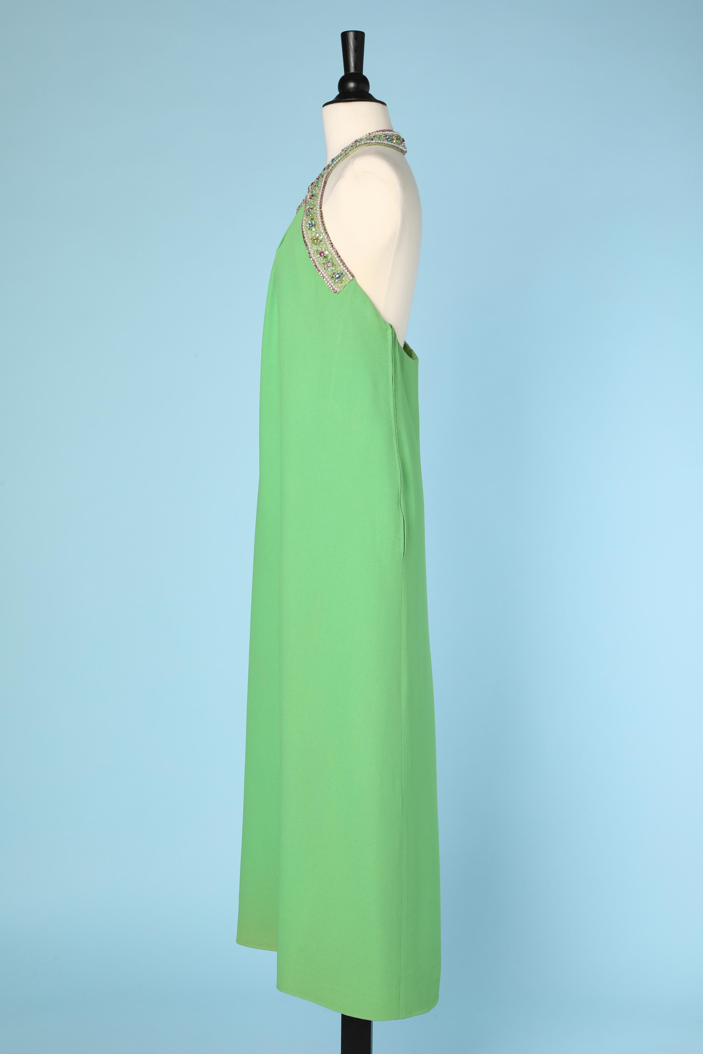 Evening dress in green crêpe and embroideries Bob Bugnand for Sam Friedlander In Excellent Condition For Sale In Saint-Ouen-Sur-Seine, FR