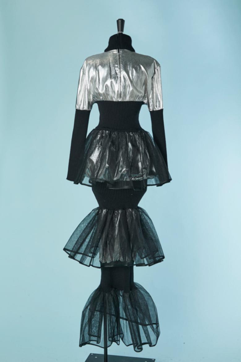 Vestido de noche de lúrex, punto y volantes de tul JEAN-REMY DAUMAS en venta 1