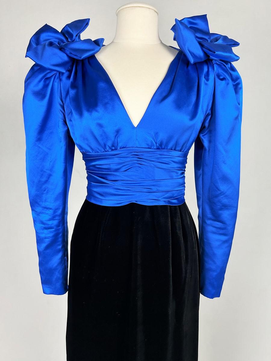 Evening dress in satin and velvet by Gérard Pipart for Nina Ricci - Paris Circa In Good Condition For Sale In Toulon, FR