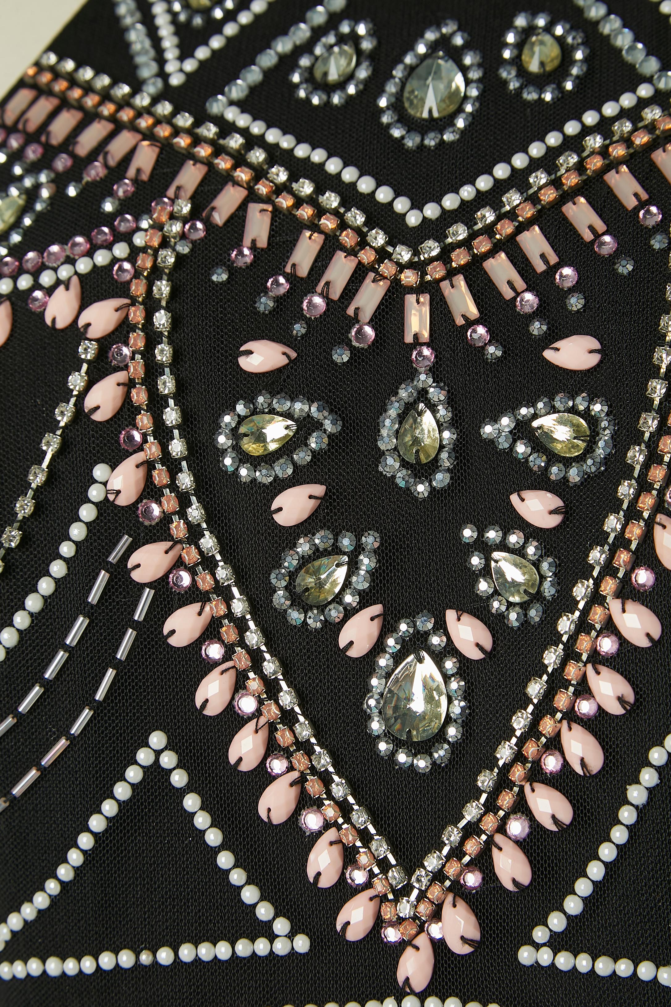 Noir Robe de soirée à dos ouvert et perles Gai Mattiolo The Red Carpet  en vente
