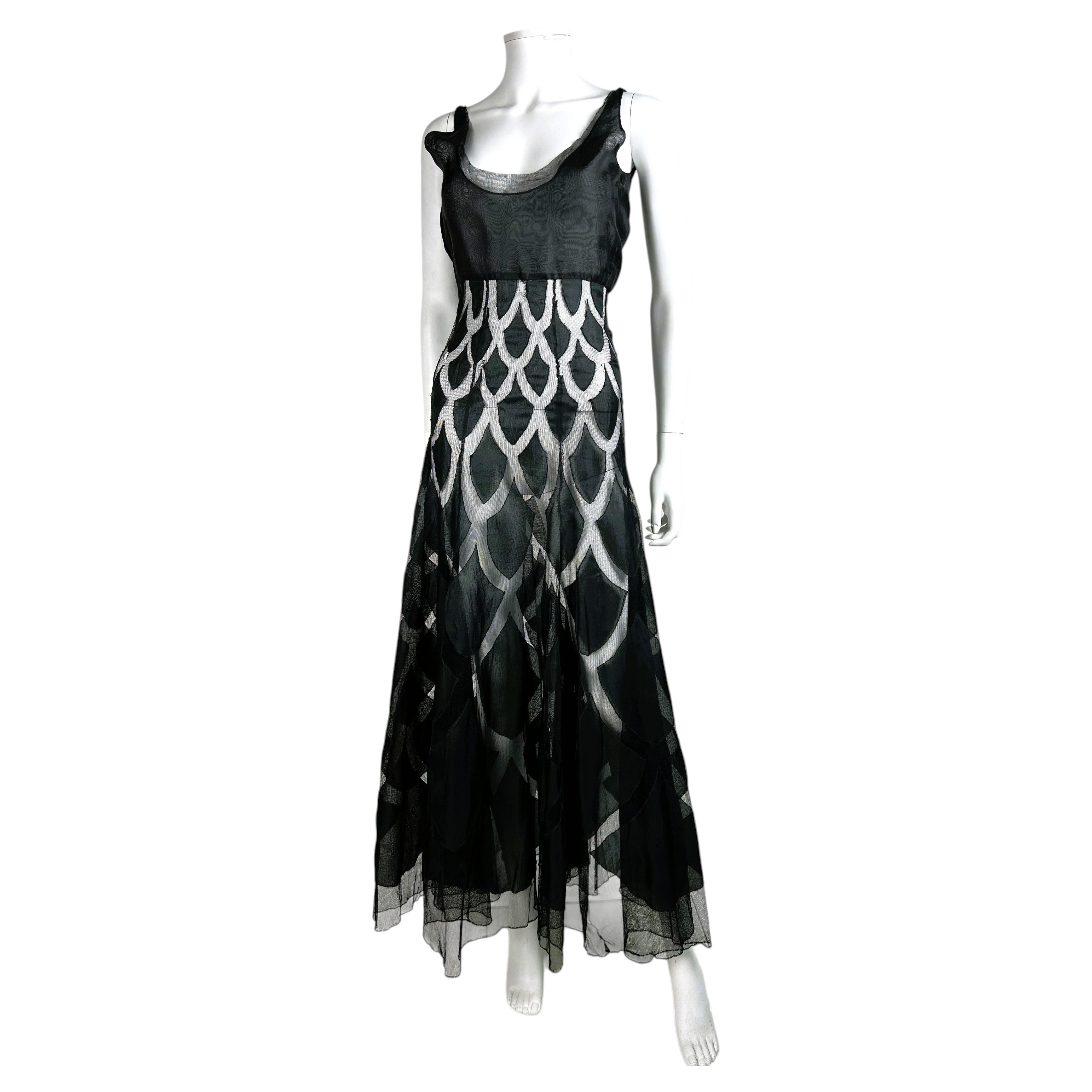 Vestido de noche de tul y organza al estilo de Madeleine Vionnet, hacia 1940