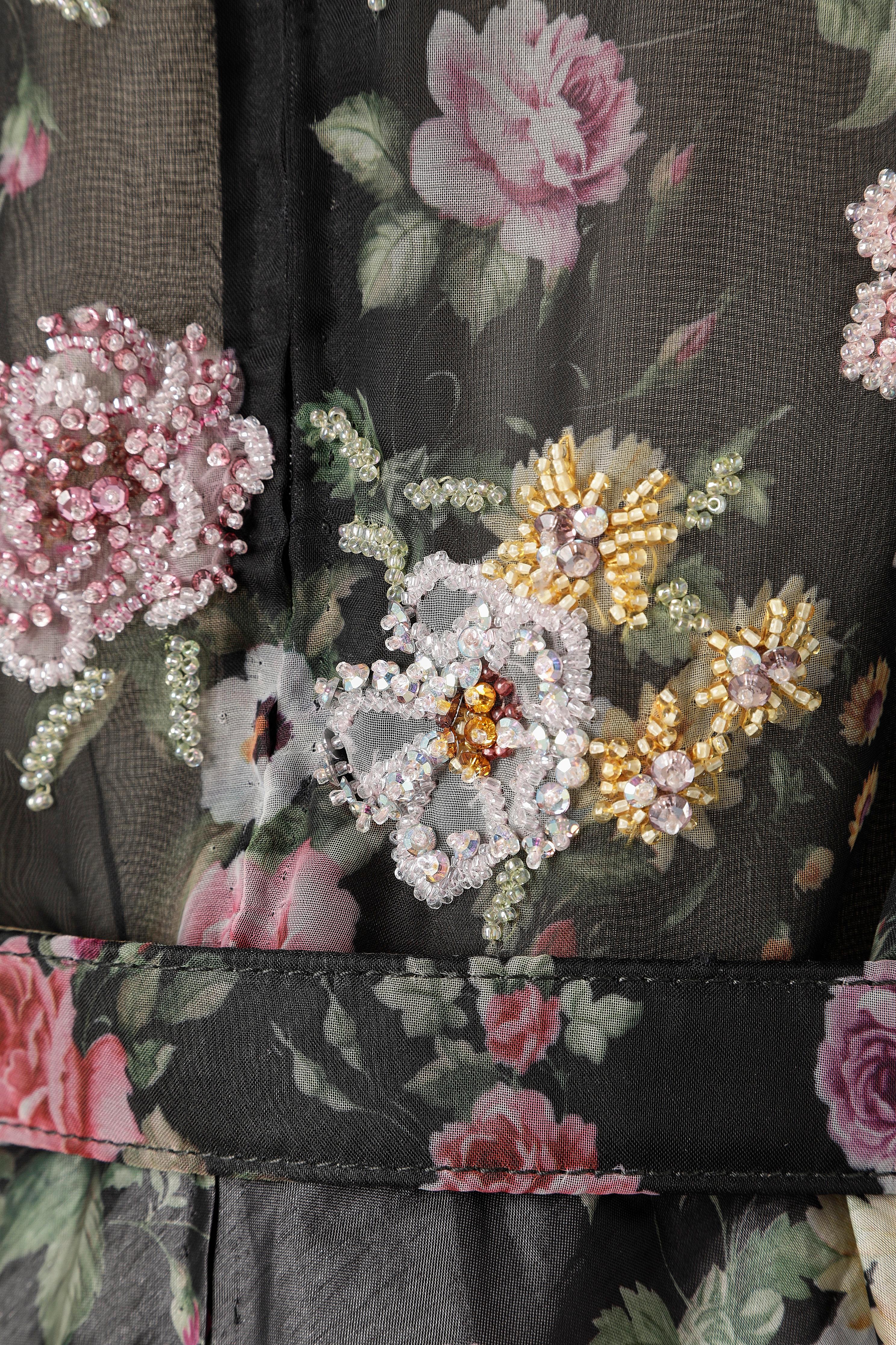 Robe de soirée avec imprimé floral, broderie et ceinture. Andr Laug  en vente 3