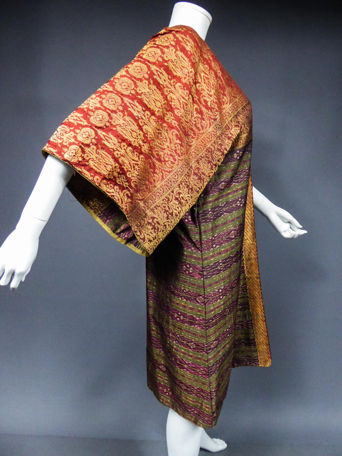 Evening Kaftan Kimono in gold silk Antique Asian Brocade Ikat Circa 1960 8