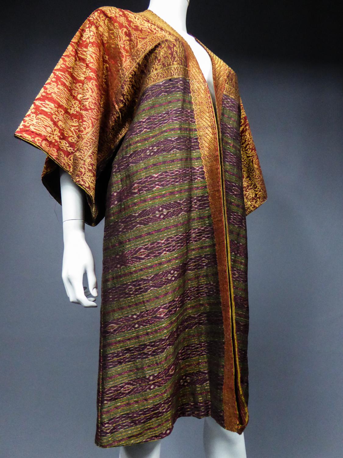 Evening Kaftan Kimono in gold silk Antique Asian Brocade Ikat Circa 1960 3