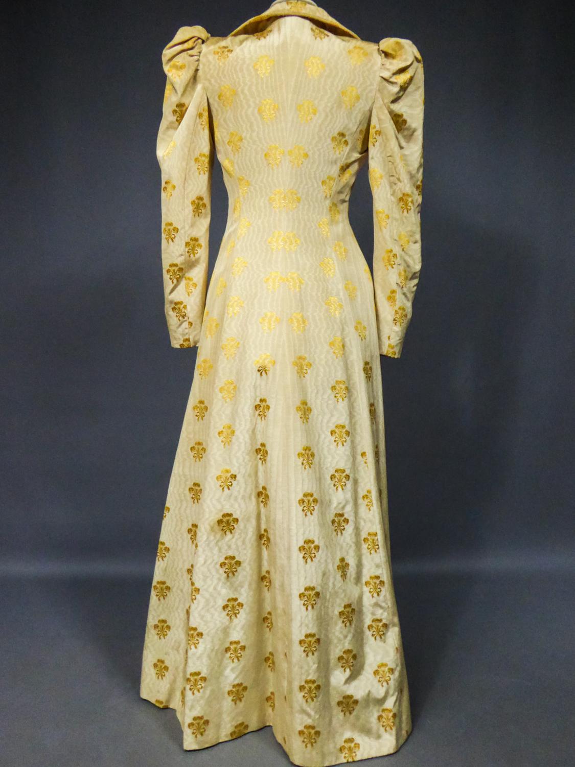 Evening or Interior Coat in Yellow Façonné Silk Moire Circa 1935 4