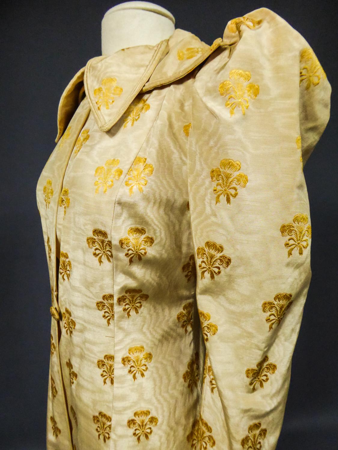 Evening or Interior Coat in Yellow Façonné Silk Moire Circa 1935 8