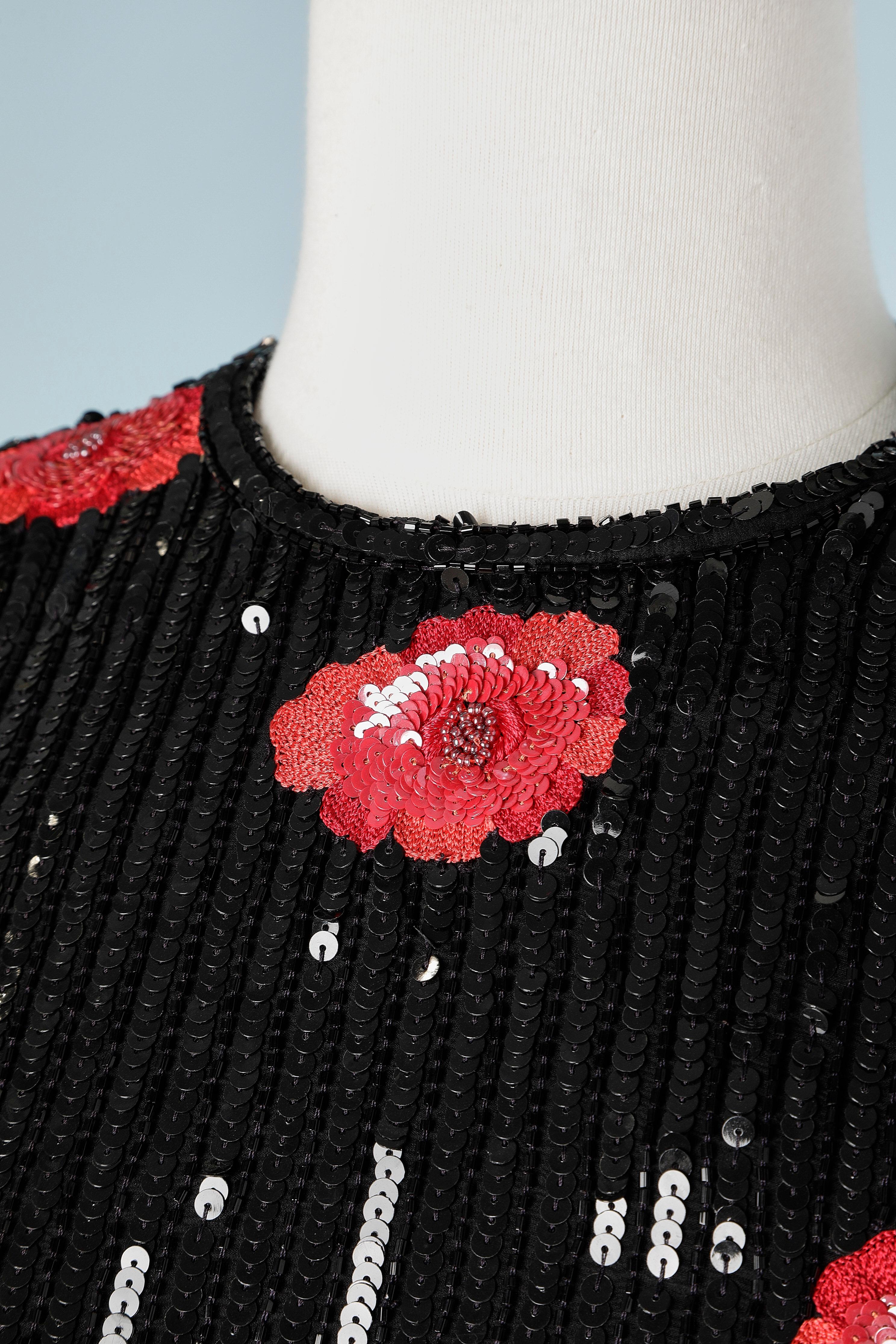 Black Evening top in black sequins and red flowers embroidered André Laug For Sale