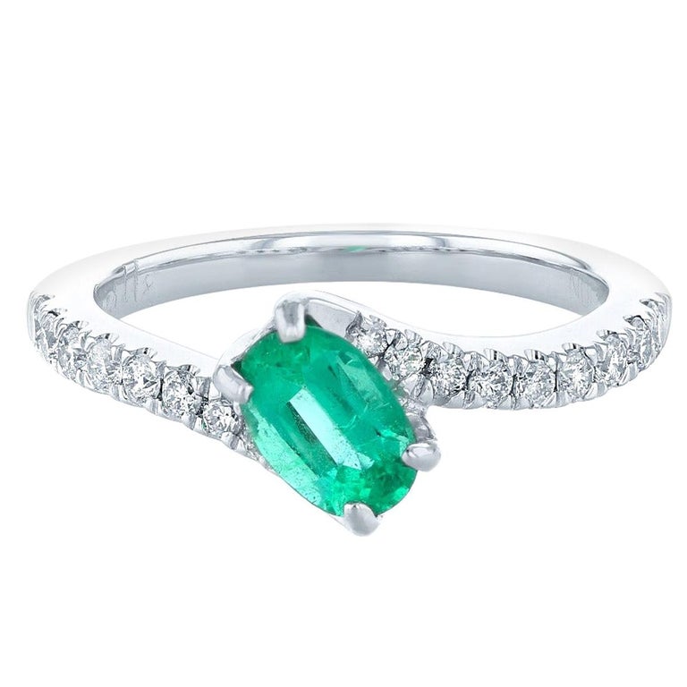 Ever Us 14 Karat White Gold 0.75 Carat Emerald 0.40 Carat Diamond Ring ...