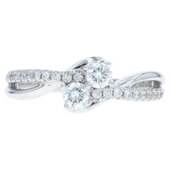 Anello di fidanzamento con diamante Ever Us - Oro bianco 14k rotondo da .50ctw con due pietre bypass Anello di fidanzamento con diamante Ever Us - Oro bianco 14k rotondo da .50ctw con due pietre bypass
