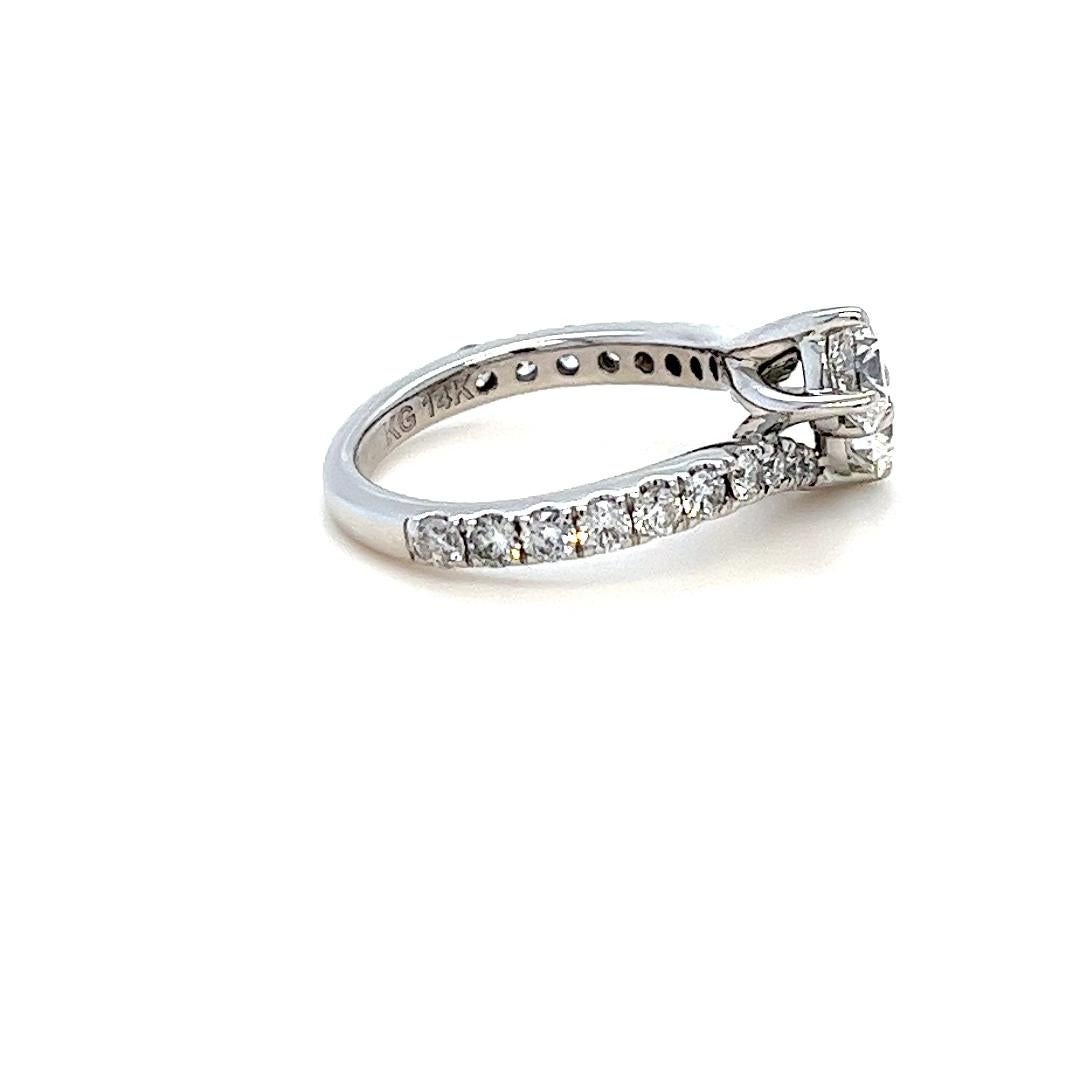 Ever Us Zwei Stein Diamant Bypass Ring Damen im Angebot