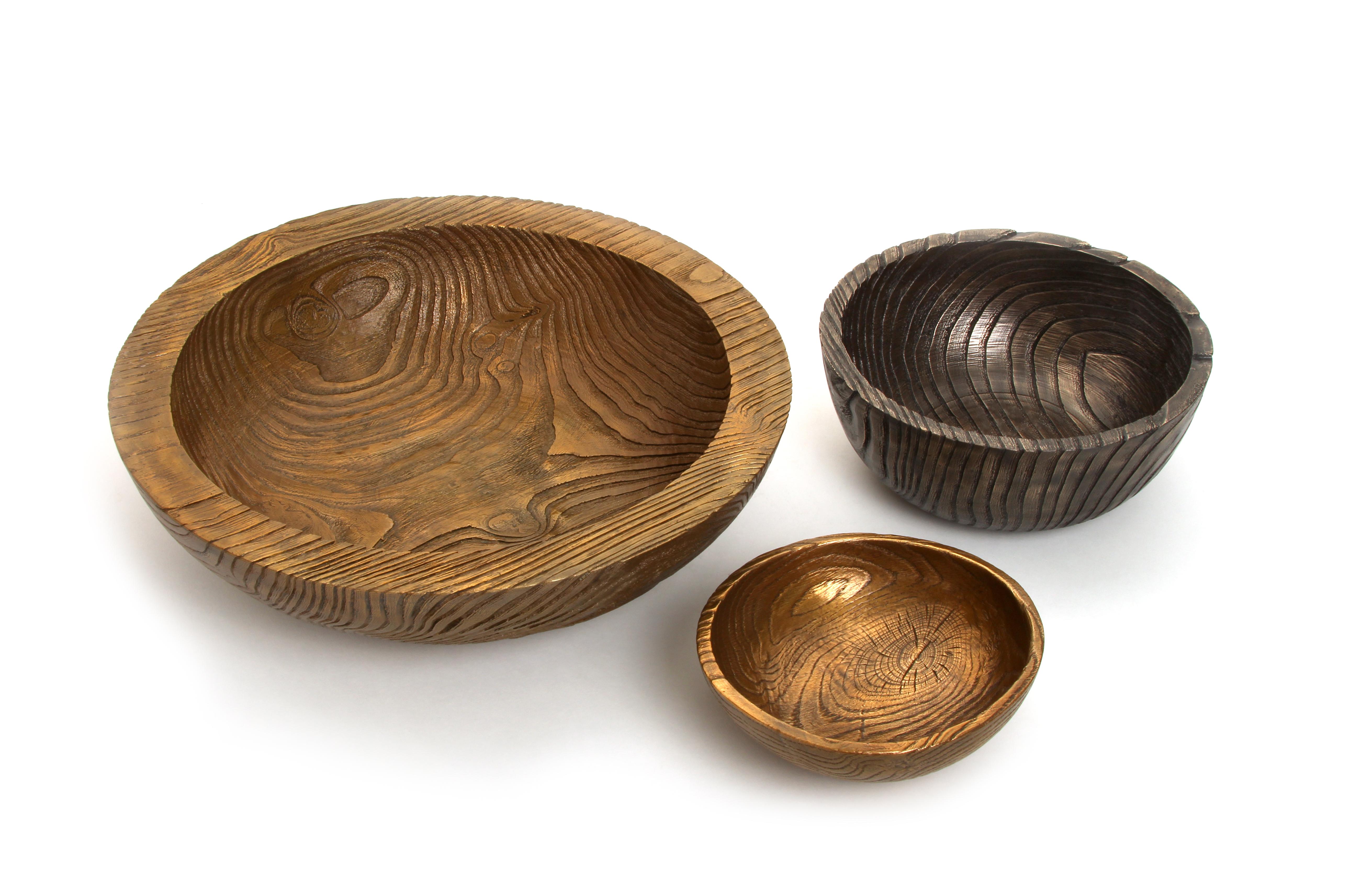 Solid Bronze Everest Bowl / Vessel with Wooden Texture and Golden Bronze Patina For Sale 5