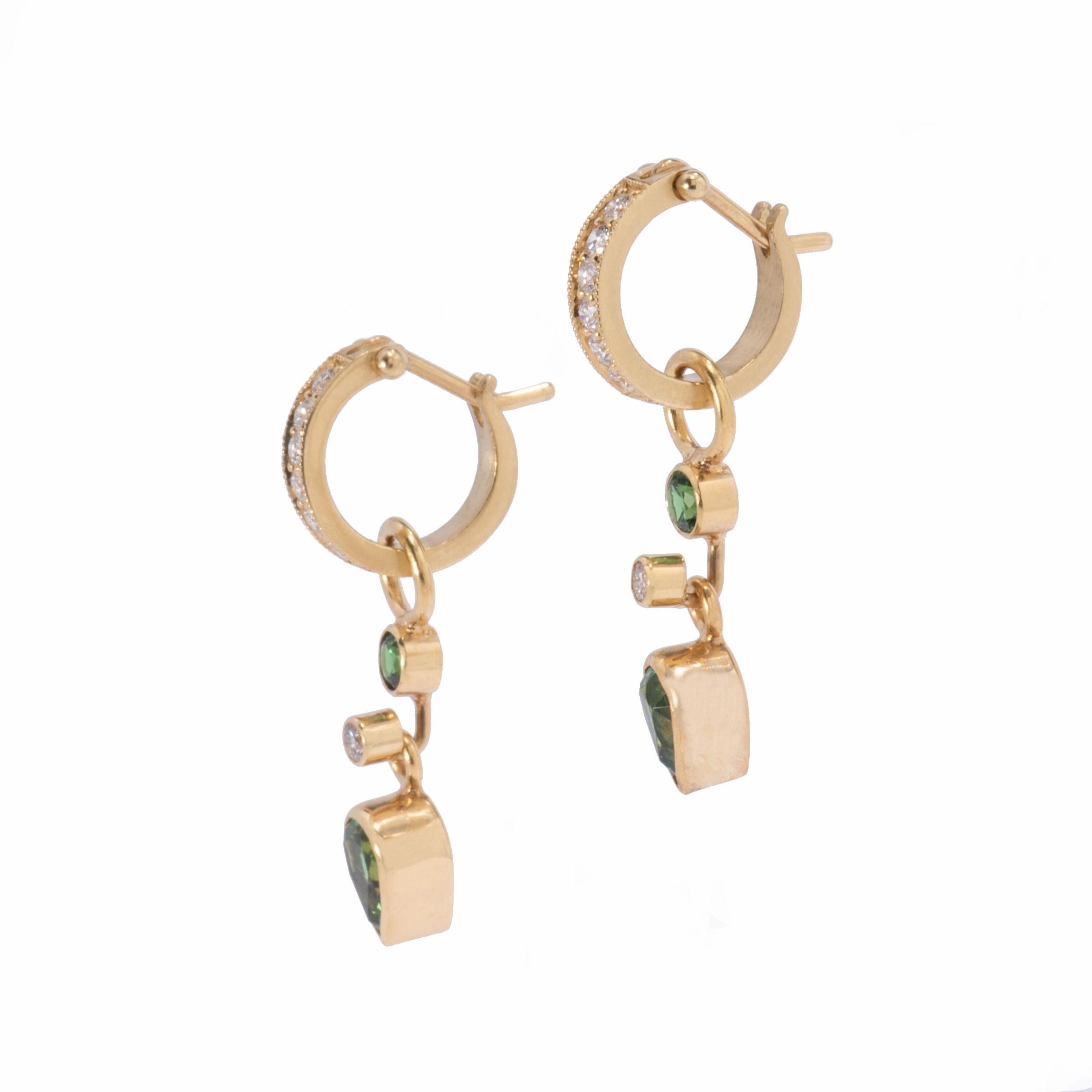 Contemporary Evergreen Tsavorite Garnet and Diamond Drop Earrings in 18 Karat Gold For Sale
