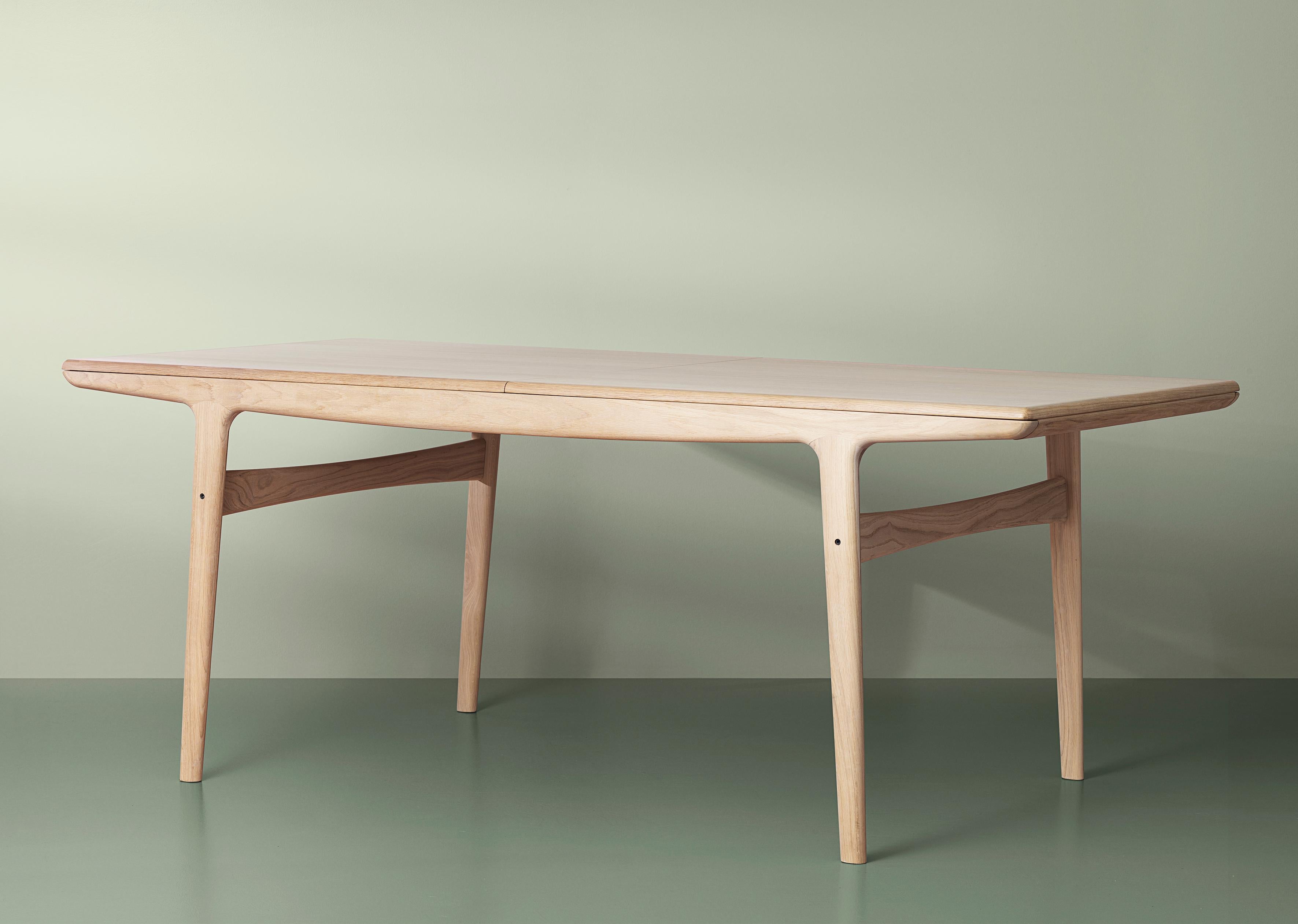 evermore dining table