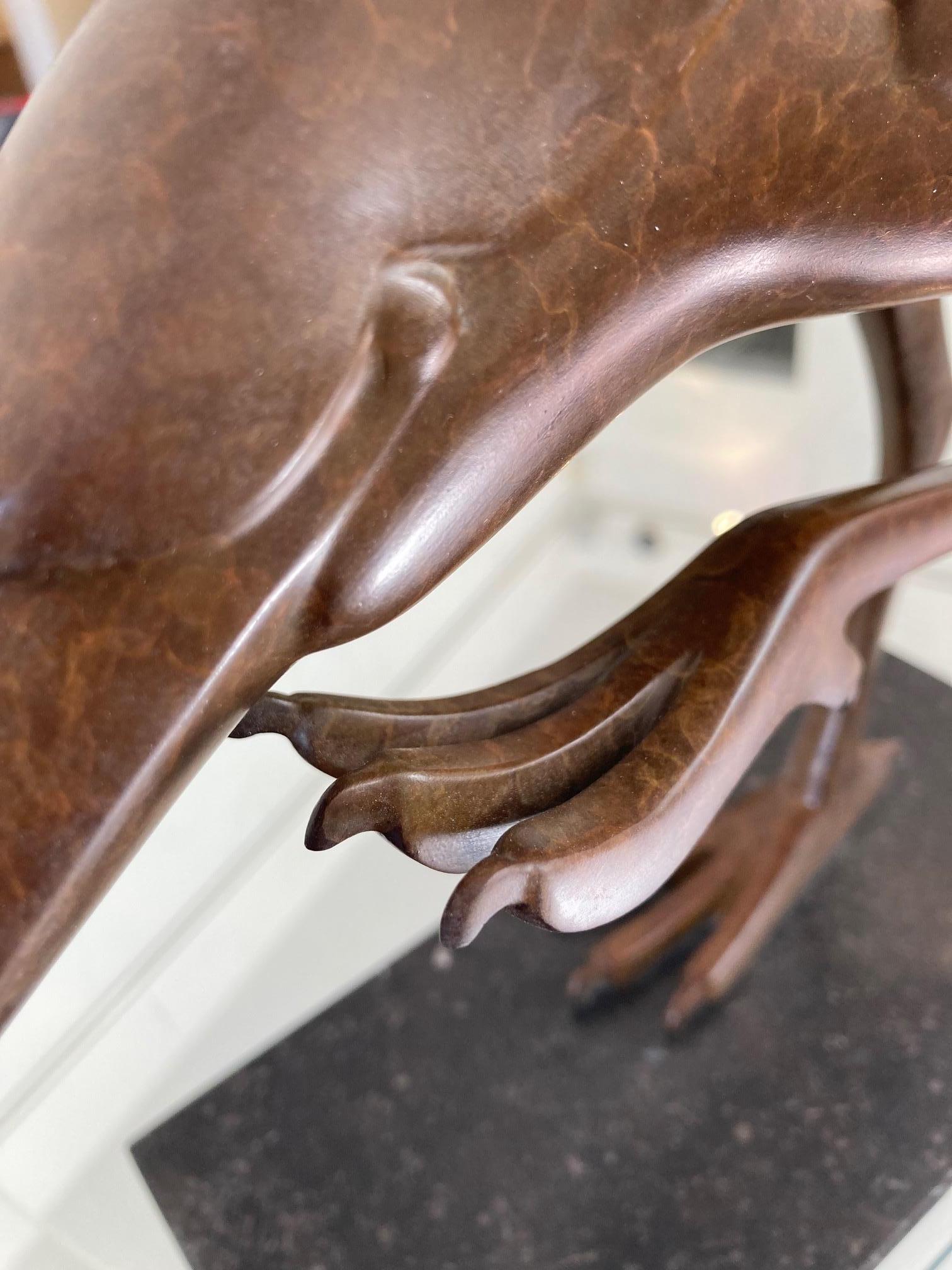 Kwak no. 5 Bird Bronze Sculpture Animalier Brown Patina Nature En stock - Or Figurative Sculpture par Evert den Hartog