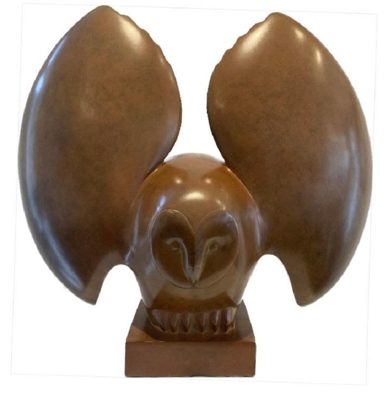 Landende Uil n° 4 - 2023 Sculpture de hibou en bronze - Oiseau animal  En stock  - Or Figurative Sculpture par Evert den Hartog