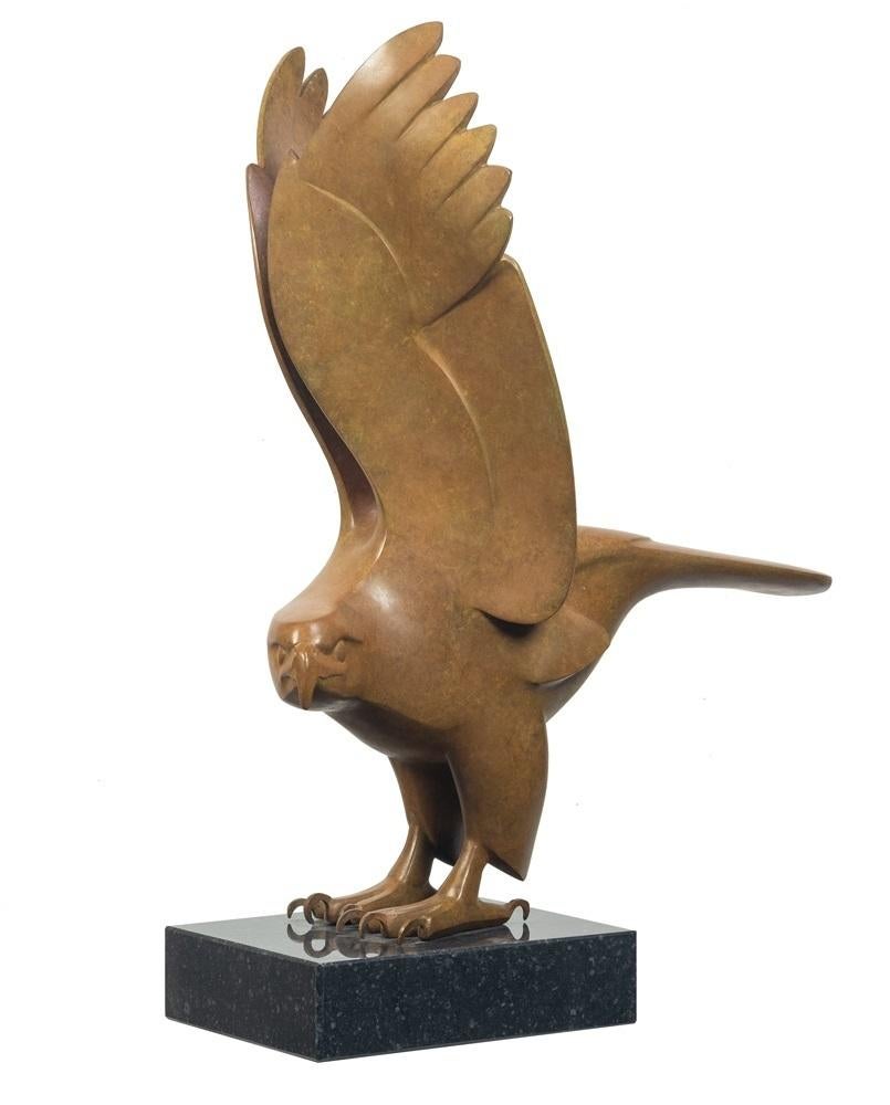Evert den Hartog Figurative Sculpture - Roofvogel no. 2 Bird of Prey Bronze Sculpture Animal Contemporary