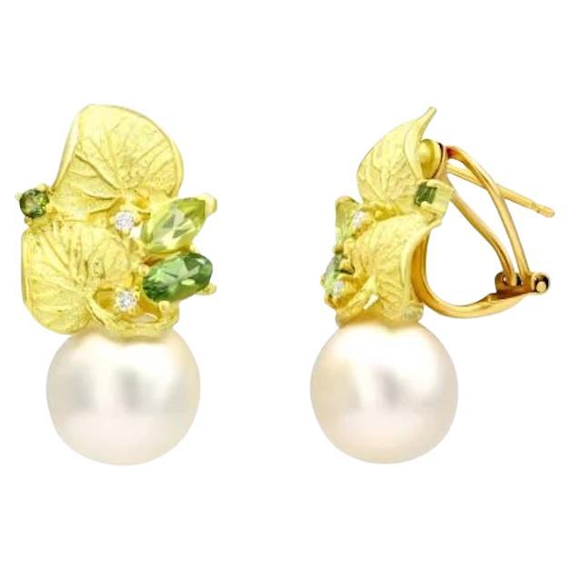 Every Day Pearl Chrysolite Yellow 18K Gold Earrings  for Her For Sale