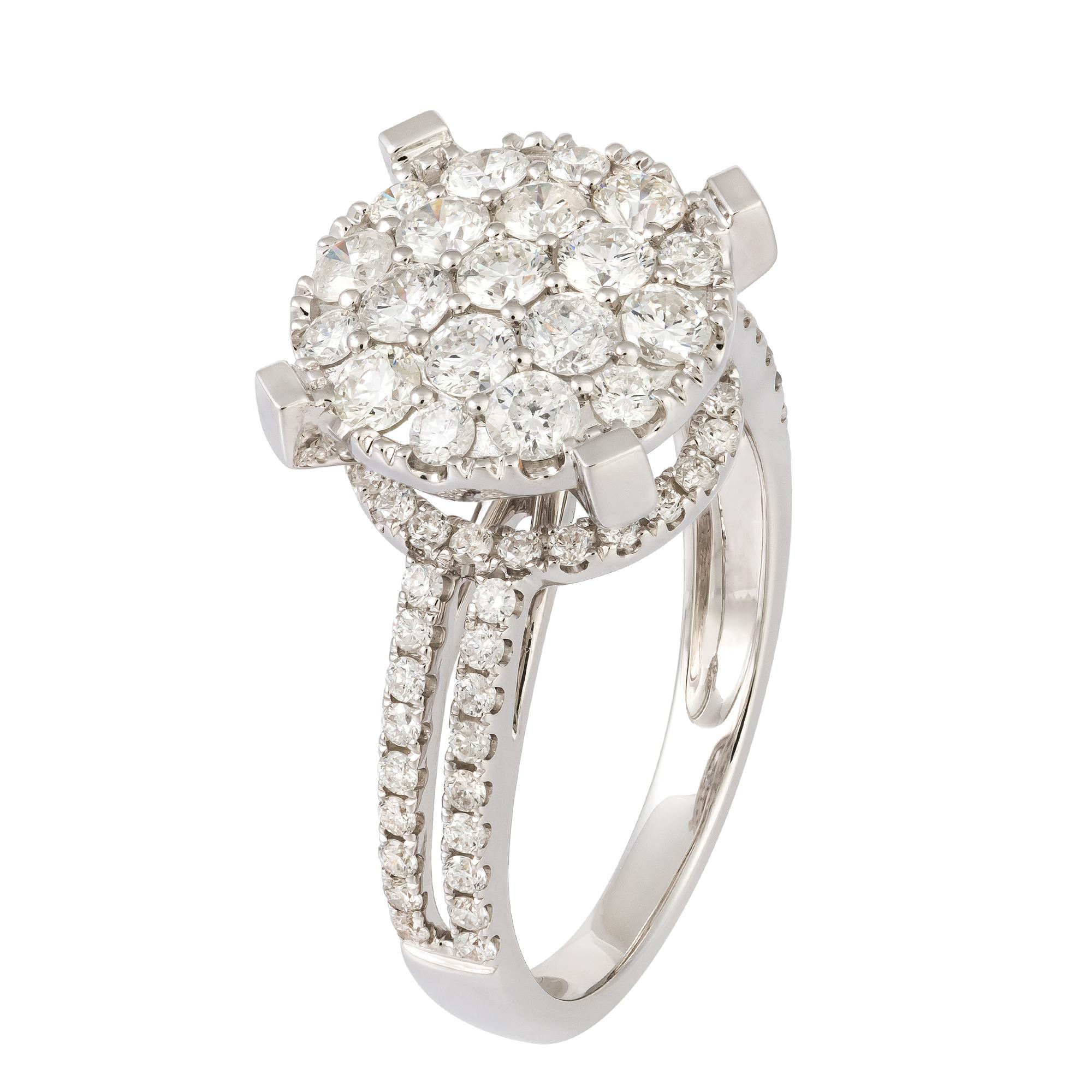 For Sale:  Every Day White 18K Gold White Diamond Ring for Her 2