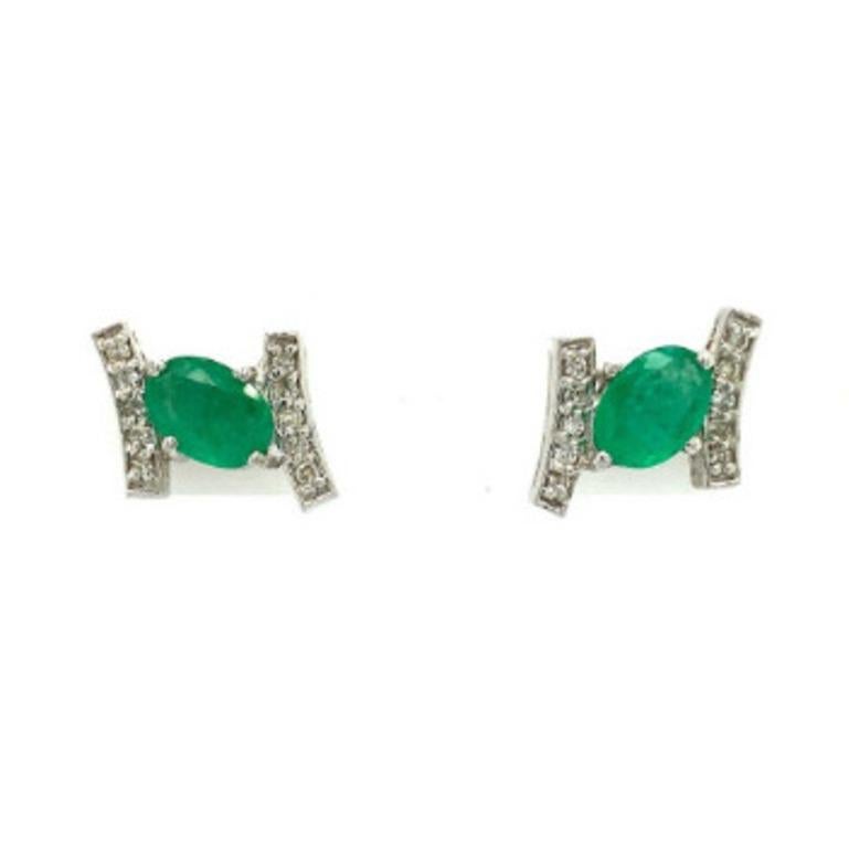 Oval Cut Everyday Emerald and Diamond Stud Earrings in 925 Silver Diamond Studs for Mom For Sale