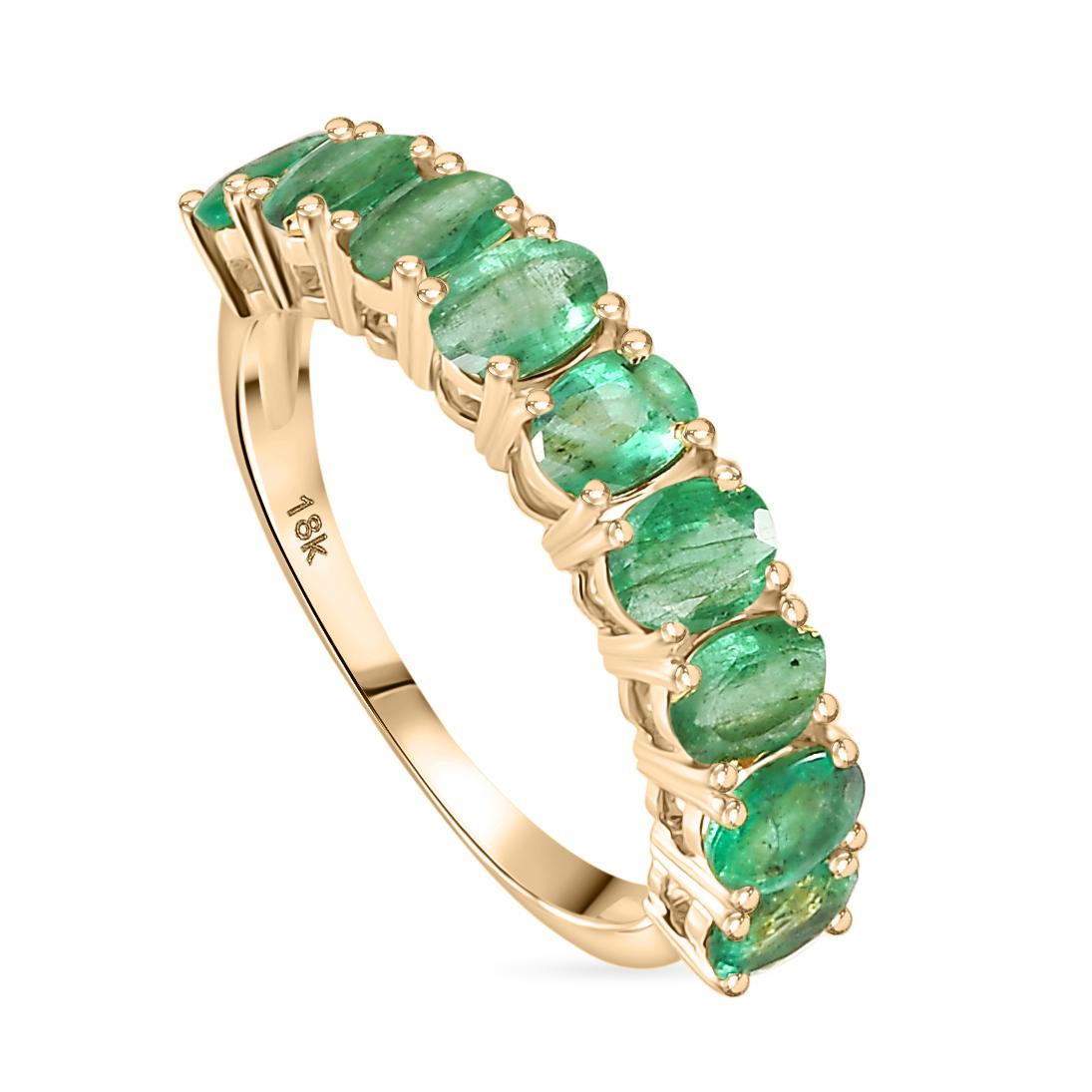 For Sale:  Everyday Emerald May Birthstone Wedding Band Ring in 18k Solid Yellow Gold 2